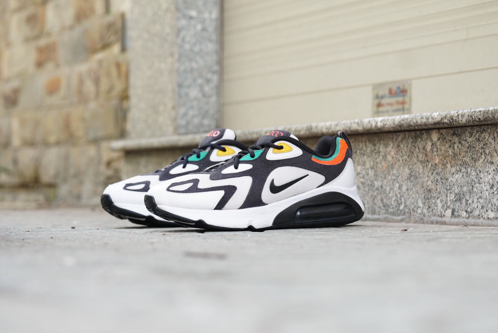 nike air 200 rasta