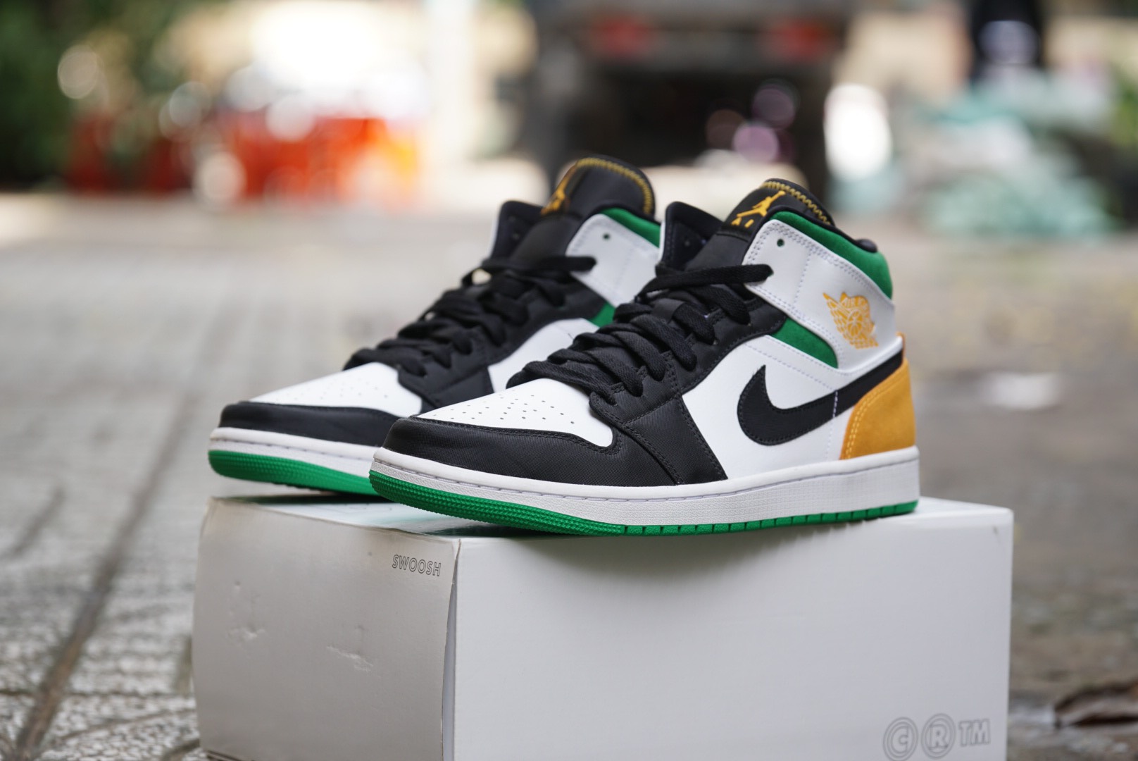 AUTHENTIC 100%) Giày Sneaker Thể Thao Nike Air Jordan 1 Mid SE Oakland  852542-101 Chính Hãng 100% - Tiệm Giày Cũ Sài Gòn