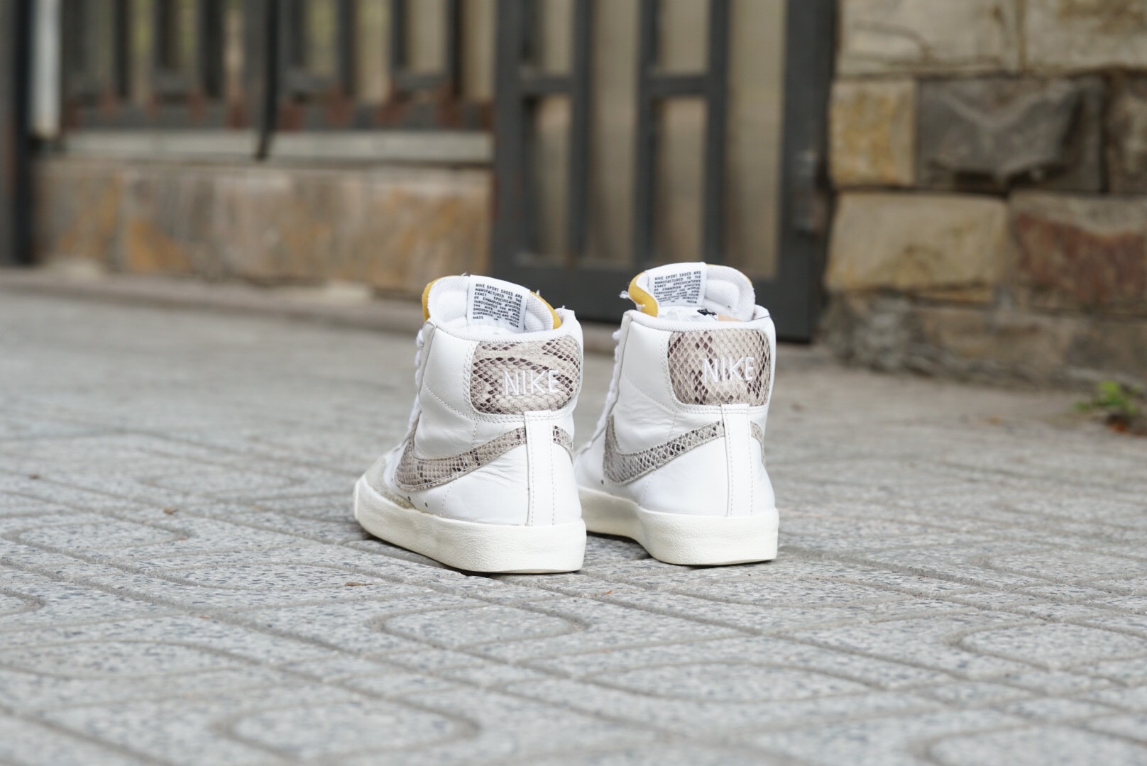 2hand Giay Th Thao Secondhand NIKE BLAZER MID 77 VINTAGE SNAKESKIN SWOOSH CI1176 101 Chinh Hang Ti m Giay C Sai Gon