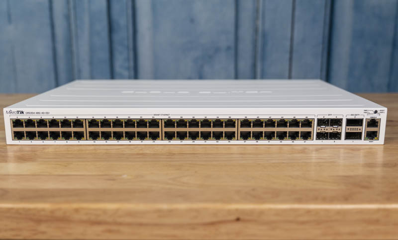 Switch PoE 48 cổng, 4 cổng sfp, 48 cổng gigabit hỗ trợ PoE, tổng công suất 800Wat