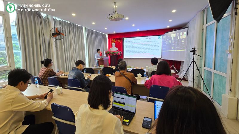 Hội thảo tổ chức trực tiếp và online trên nền tảng zoom