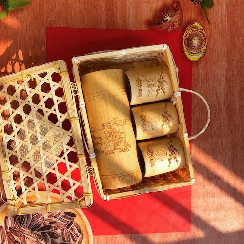 Chọn quà tặng ý nghĩa (Có khắc tên riêng/ logo)