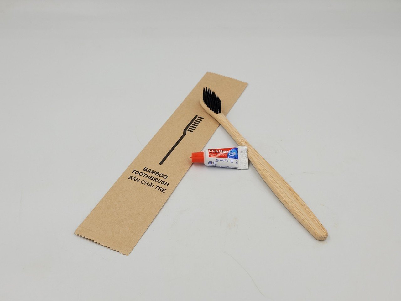 Bộ Đồ Dùng Amenities cho Khách Sạn - Đồ Dùng Cá Nhân bằng Tre Thân Thiện Với Môi Trường