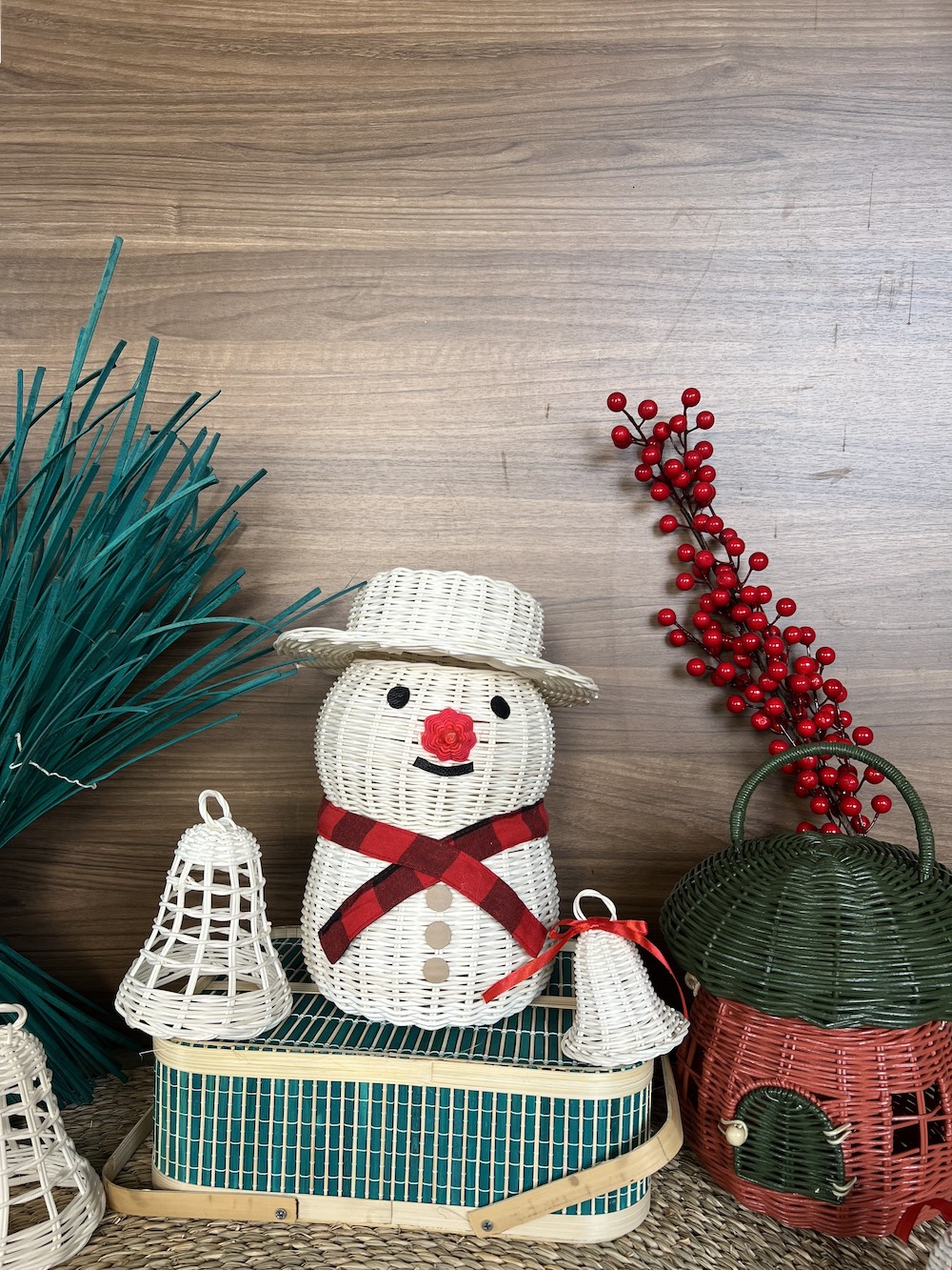 Đồ trang trí Noel bằng mây - Chuông treo cây Noel- Rổ đựng kẹo decor