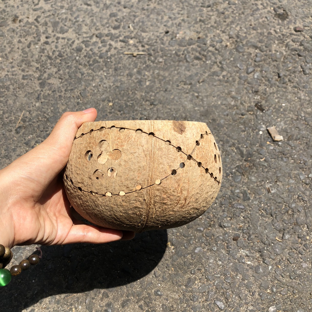 Lồng Đèn Trung Thu Gáo Dừa - Gáo dừa làm lồng đèn (tặng kèm dây + nến)