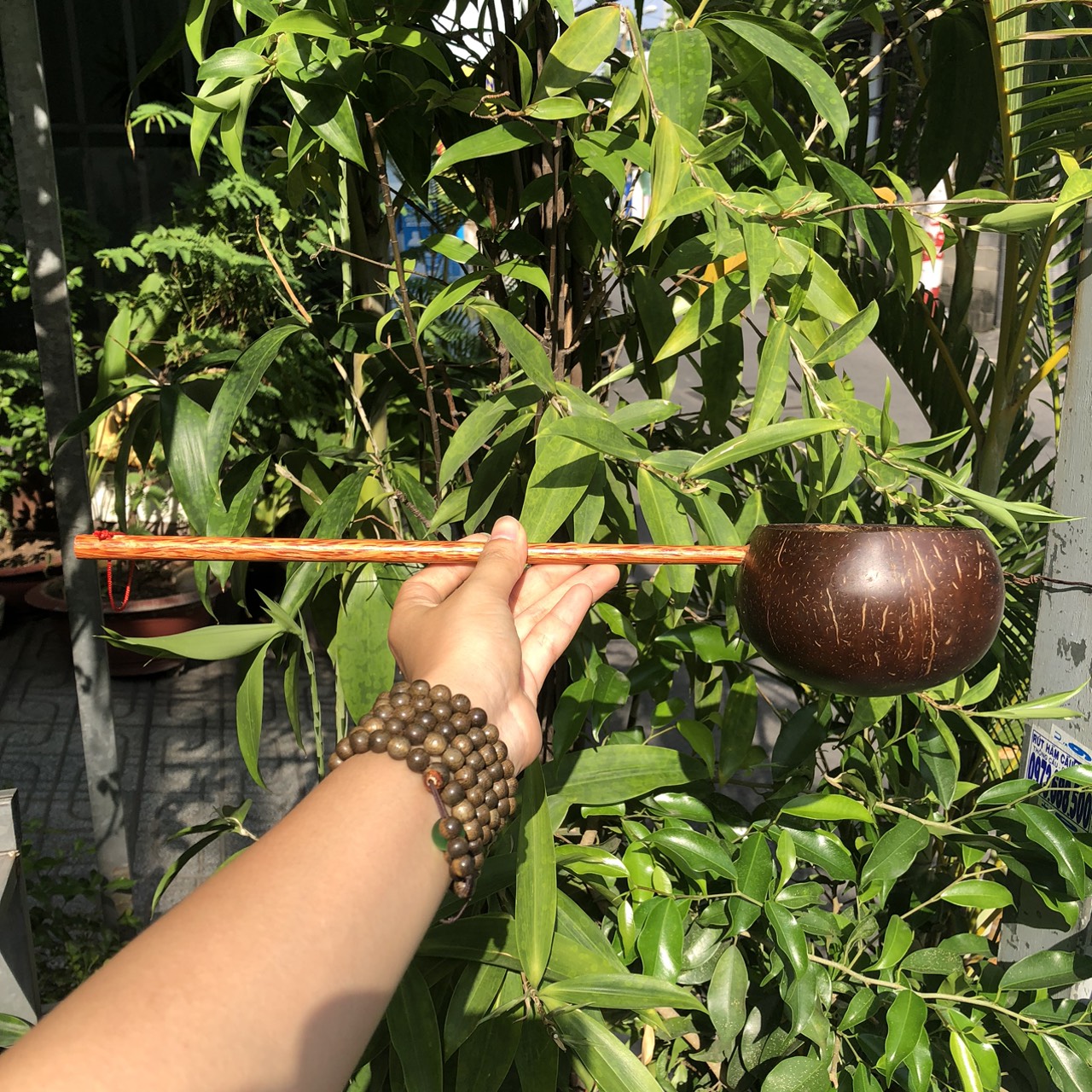 Gáo Múc Nước Cán Dài - Gáo Dừa Múc Nước mộc mạc