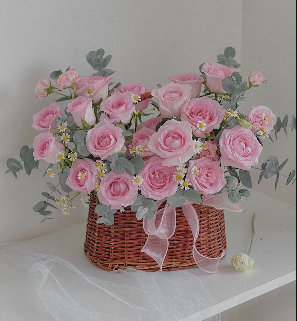 Giỏ cắm hoa bằng mây - Giỏ mây đựng trái cây làm quà tặng