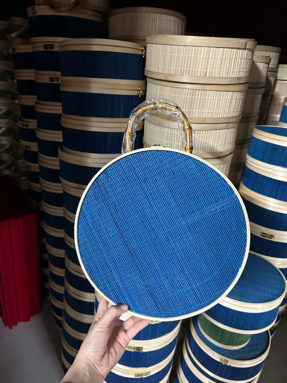 Hộp tre tròn trang trí Tết - Hộp tre làm quà tặng sang trọng