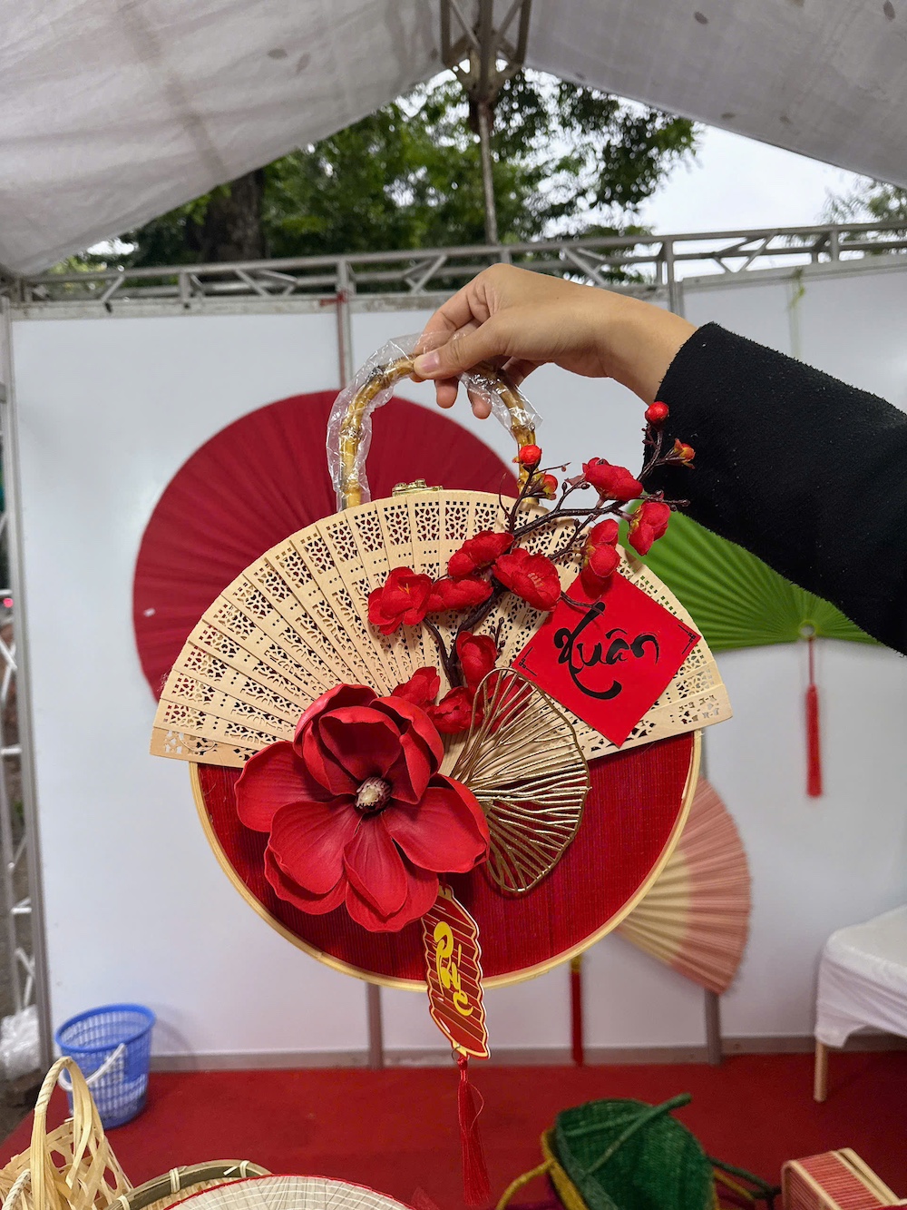 Hộp tre tròn trang trí Tết - Hộp tre làm quà tặng sang trọng