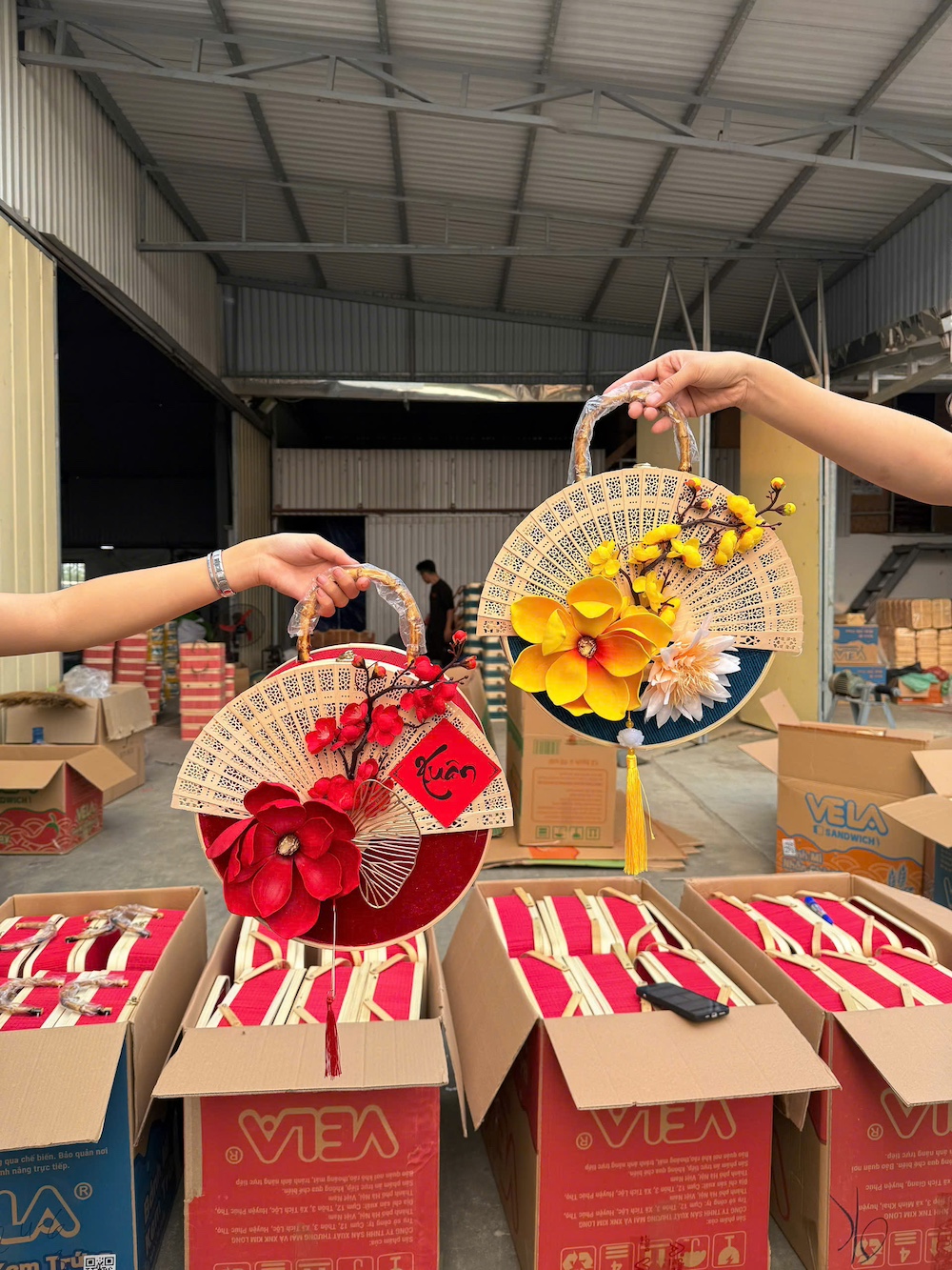 Hộp tre tròn trang trí Tết - Hộp tre làm quà tặng sang trọng