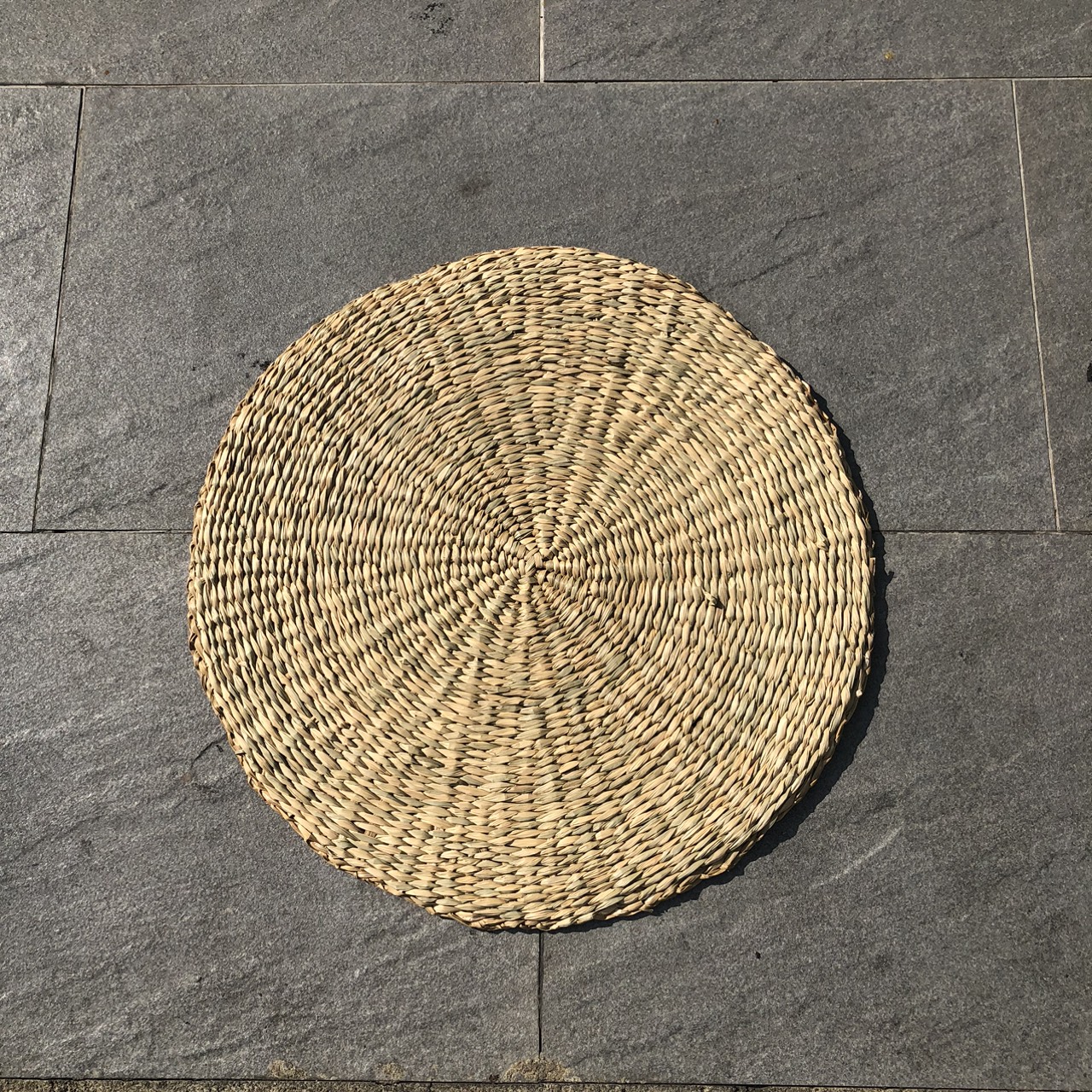 Thảm cói - Tấm lót hoạ tiết - Trải bàn, decor, trang trí tường