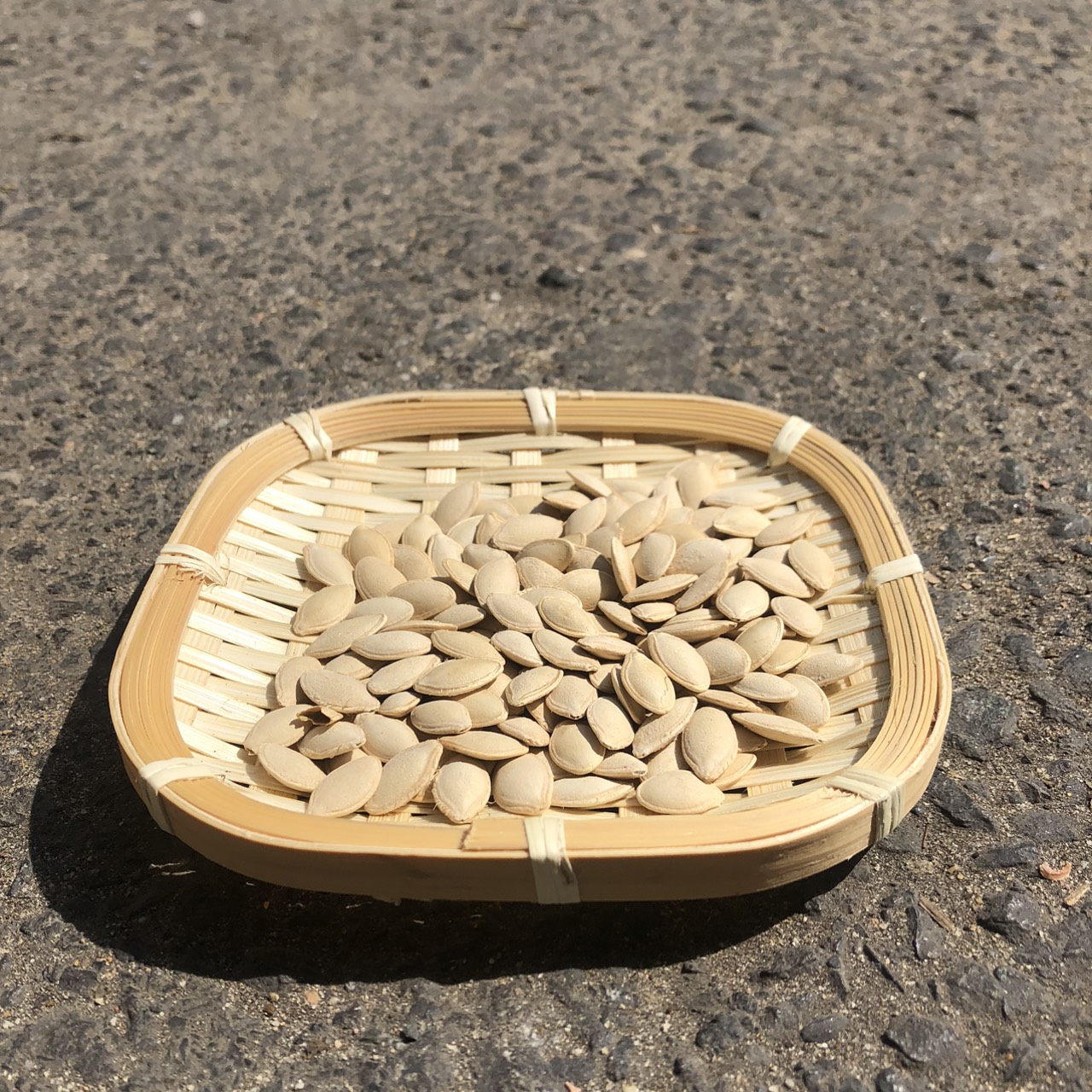 Mẹt Tre Hình Vuông - Dĩa tre đựng đồ chụp ảnh