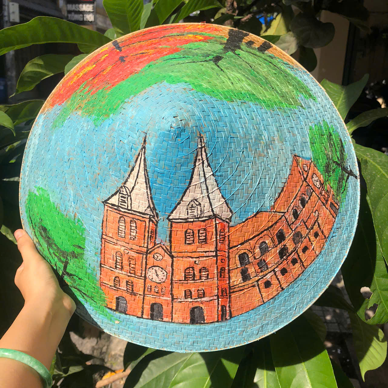 Nón lá cỏ bàng vẽ địa danh nổi tiếng - Nón cỏ bàng vẽ địa danh