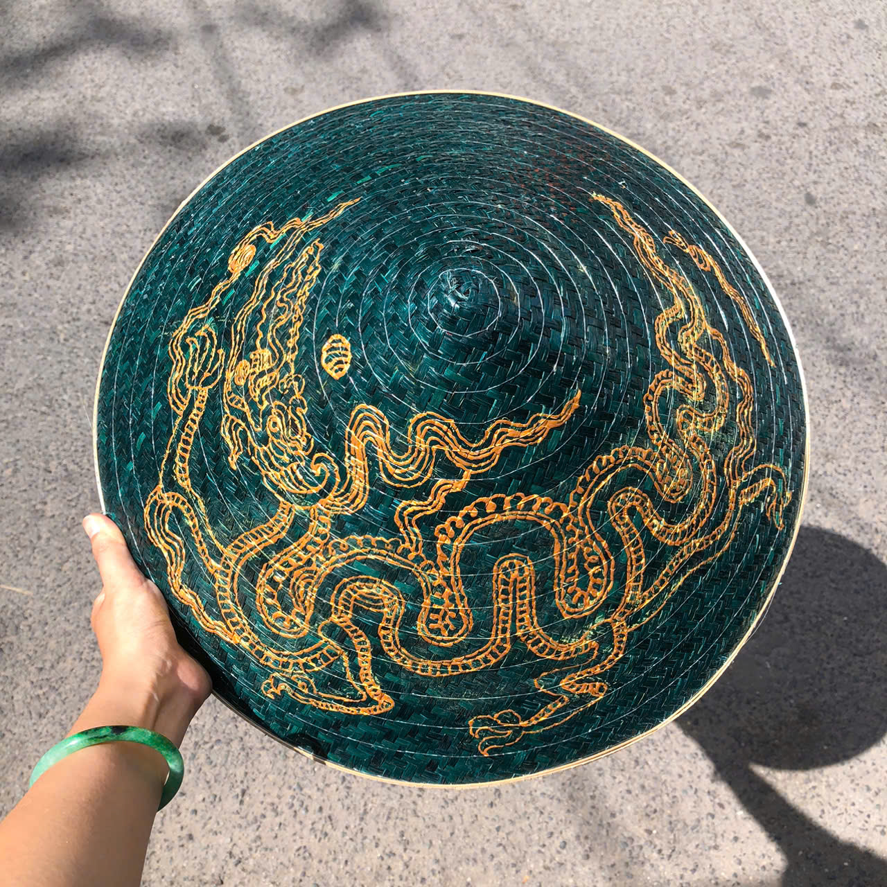 Nón lá cỏ bàng vẽ mẫu Rồng Phụng - Nón cỏ chắc chắn (mẫu đẹp)