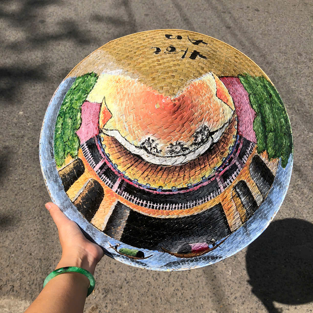 Nón lá cỏ bàng vẽ địa danh nổi tiếng - Nón cỏ bàng vẽ địa danh