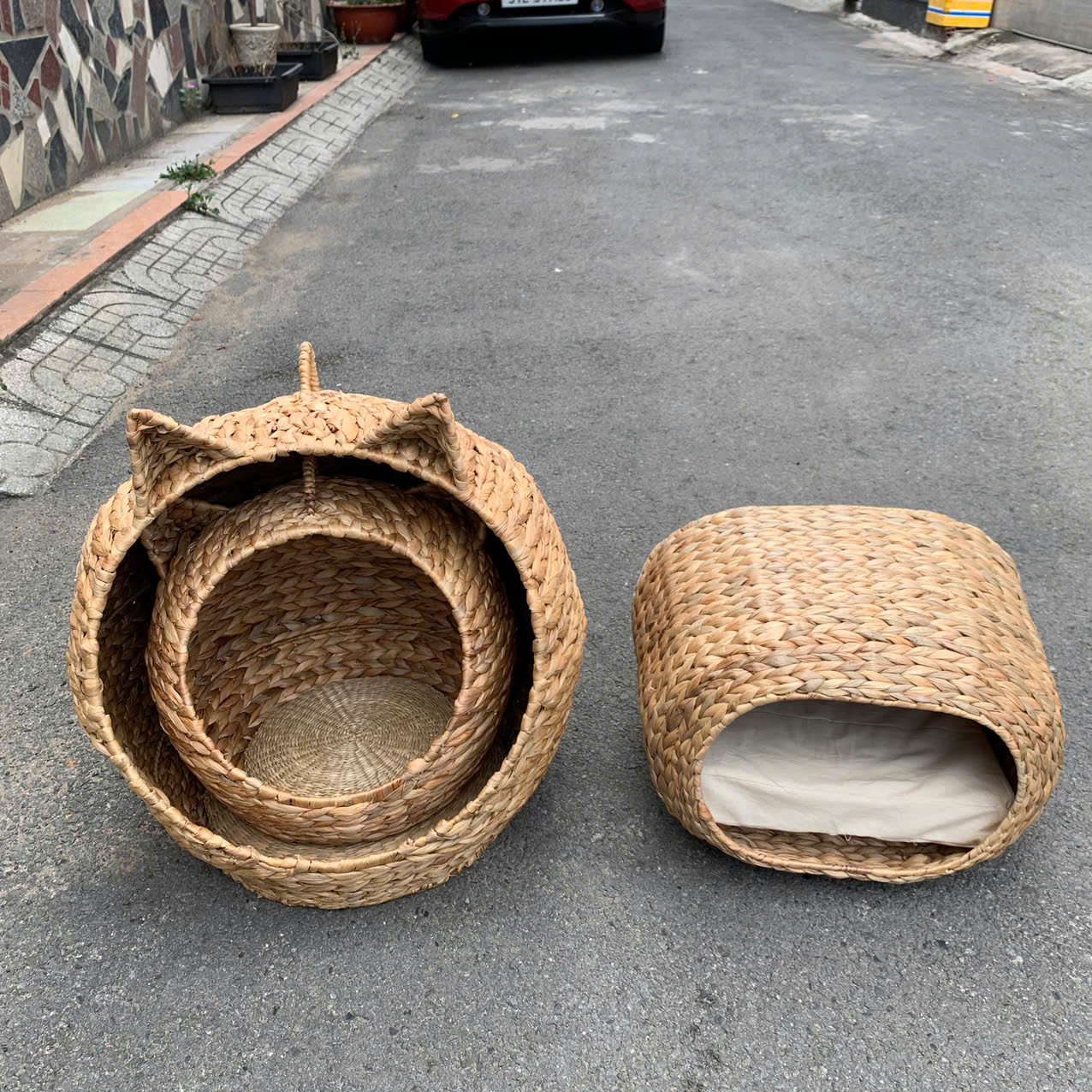 Ổ đệm cho thú cưng hình oval - Nhà thú cưng kèm lót bằng lục bình - Ổ mèo