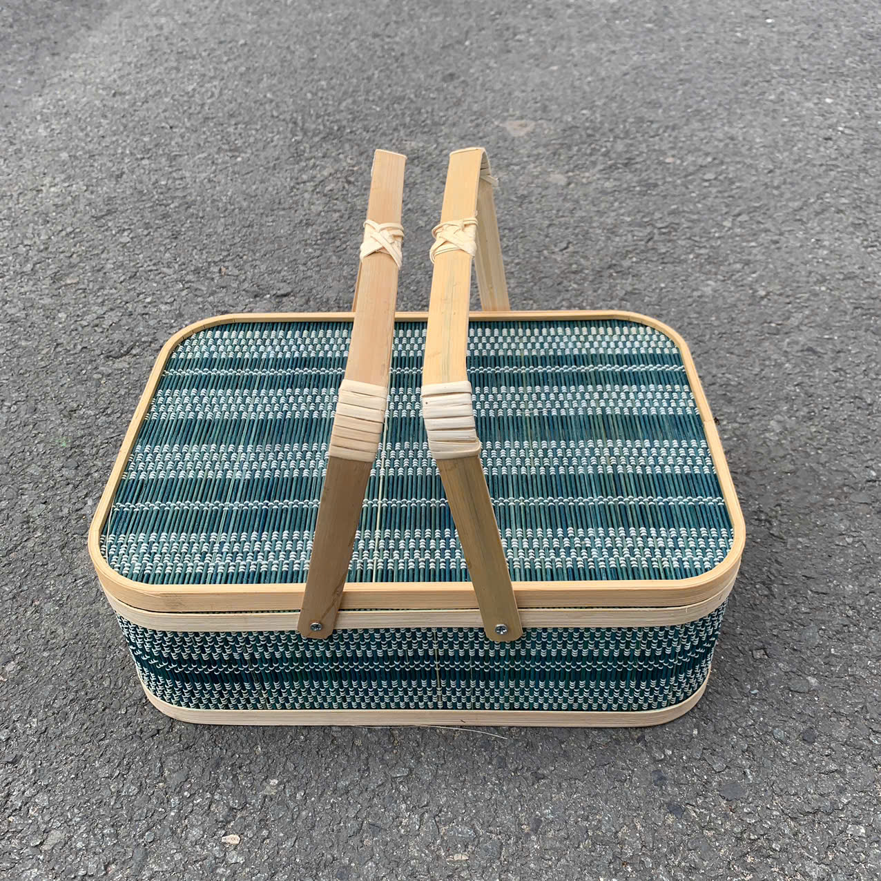Hộp Đựng Quà Tết Nâu - Giỏ Quà Tết - Hộp Vali Tre Nâu - Giỏ Picnic Tre - Bamboo Picnic Basket