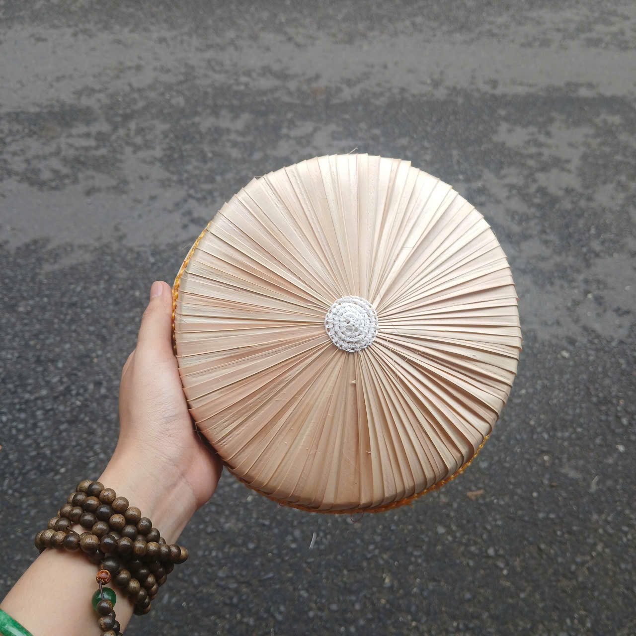 Nón quai thao dùng decor trang trí - Nón biểu diễn văn nghệ - Trang trí cực đẹp