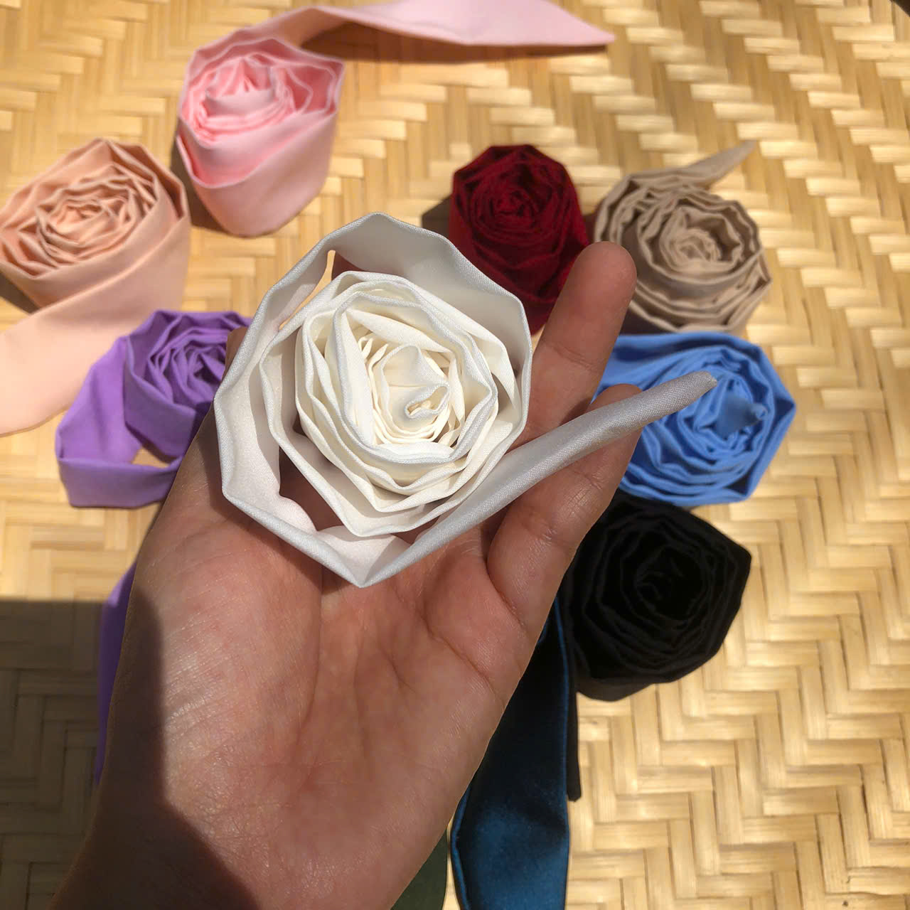 Dây quai nón lá vải lót lụa dài 1m2 x 3cm - Khăn lụa dáng dài thắt nơ cổ, túi xách thanh lịch