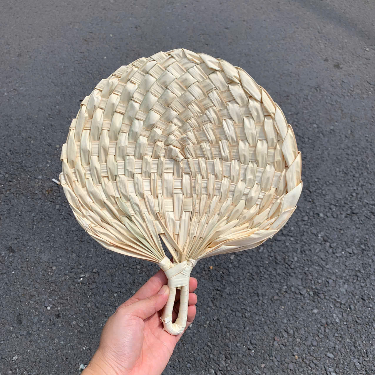 Quạt Nan- Quạt Cầm Tay Đan Thủ Công Decor / Treo tường