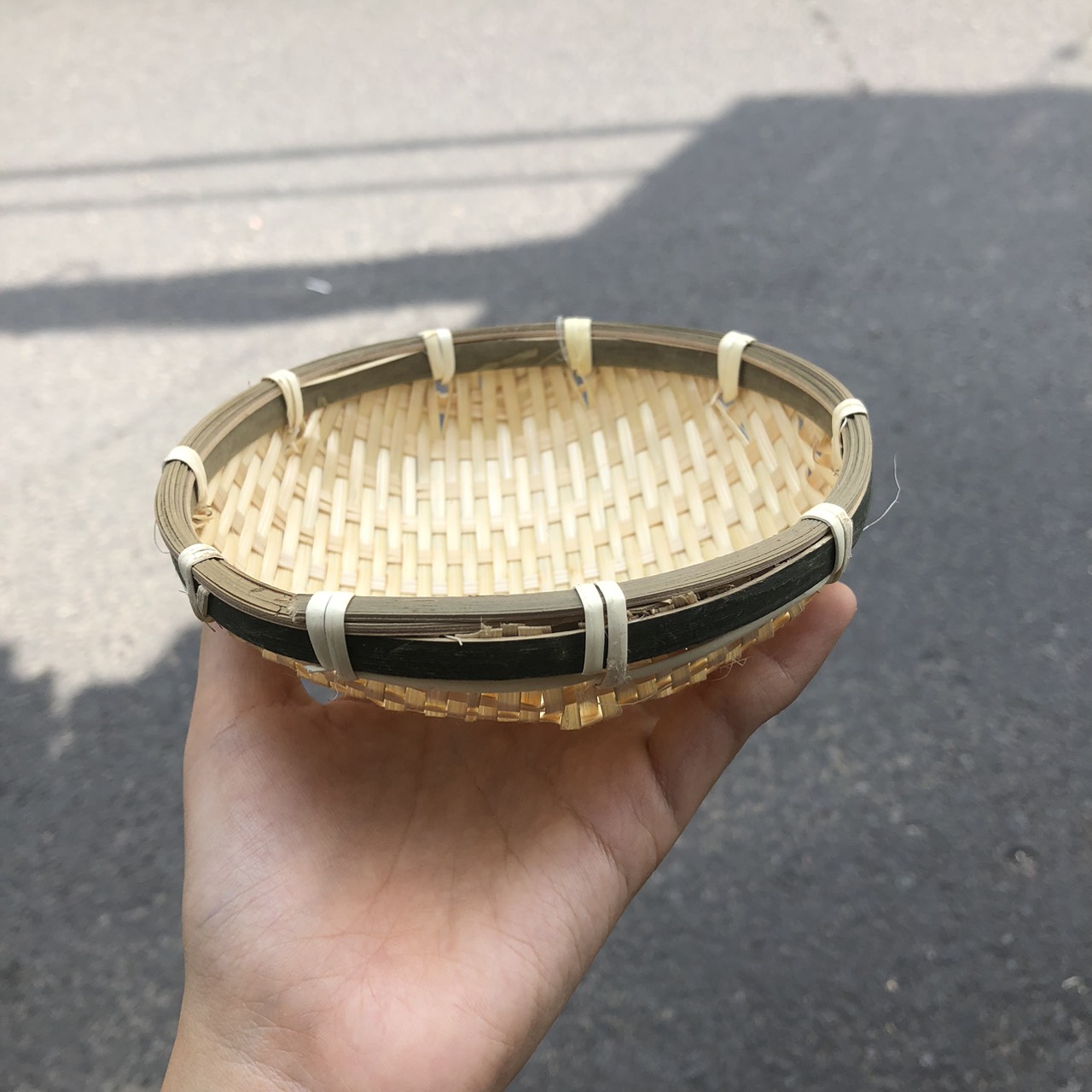 Rổ nhỏ decor đựng kẹo/ đồ trang trí - Rổ tre mini rá tre nhí
