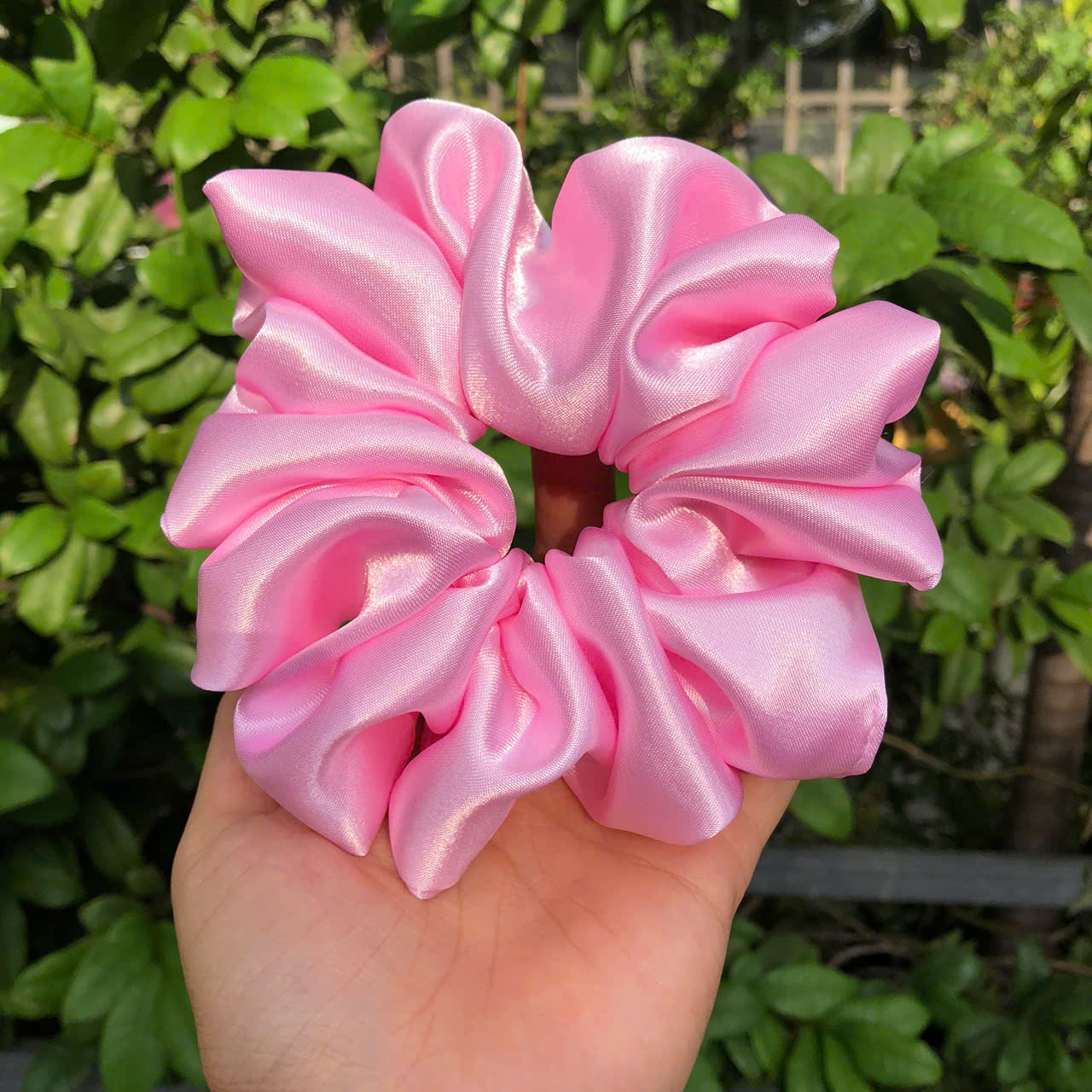 Dây Cột Tóc Scrunchie Handmade -Lụa Bóng Xinh Xắn Siêu Co Giãn