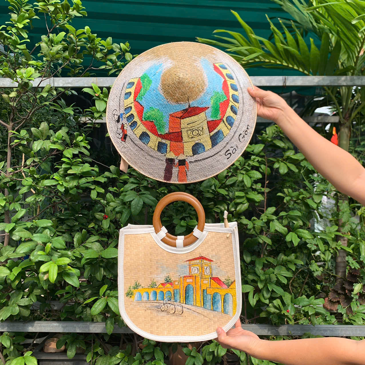 Set Nón Cỏ Bàng và Túi Xách Cầm Tay Vẽ Hoa Handmade