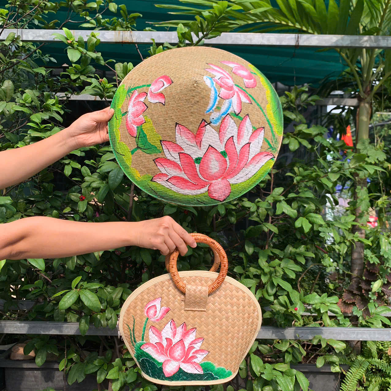 Set Nón Cỏ Bàng và Túi Xách Cầm Tay Vẽ Hoa Handmade