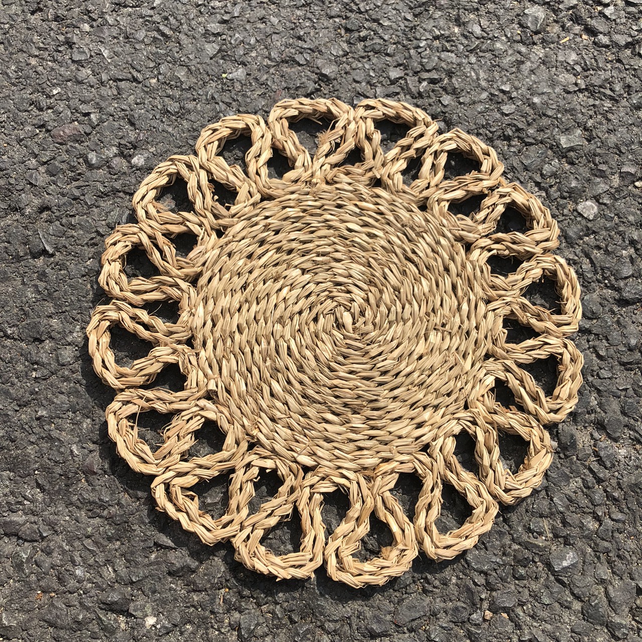 Thảm cói - Tấm lót hoạ tiết - Trải bàn, decor, trang trí tường