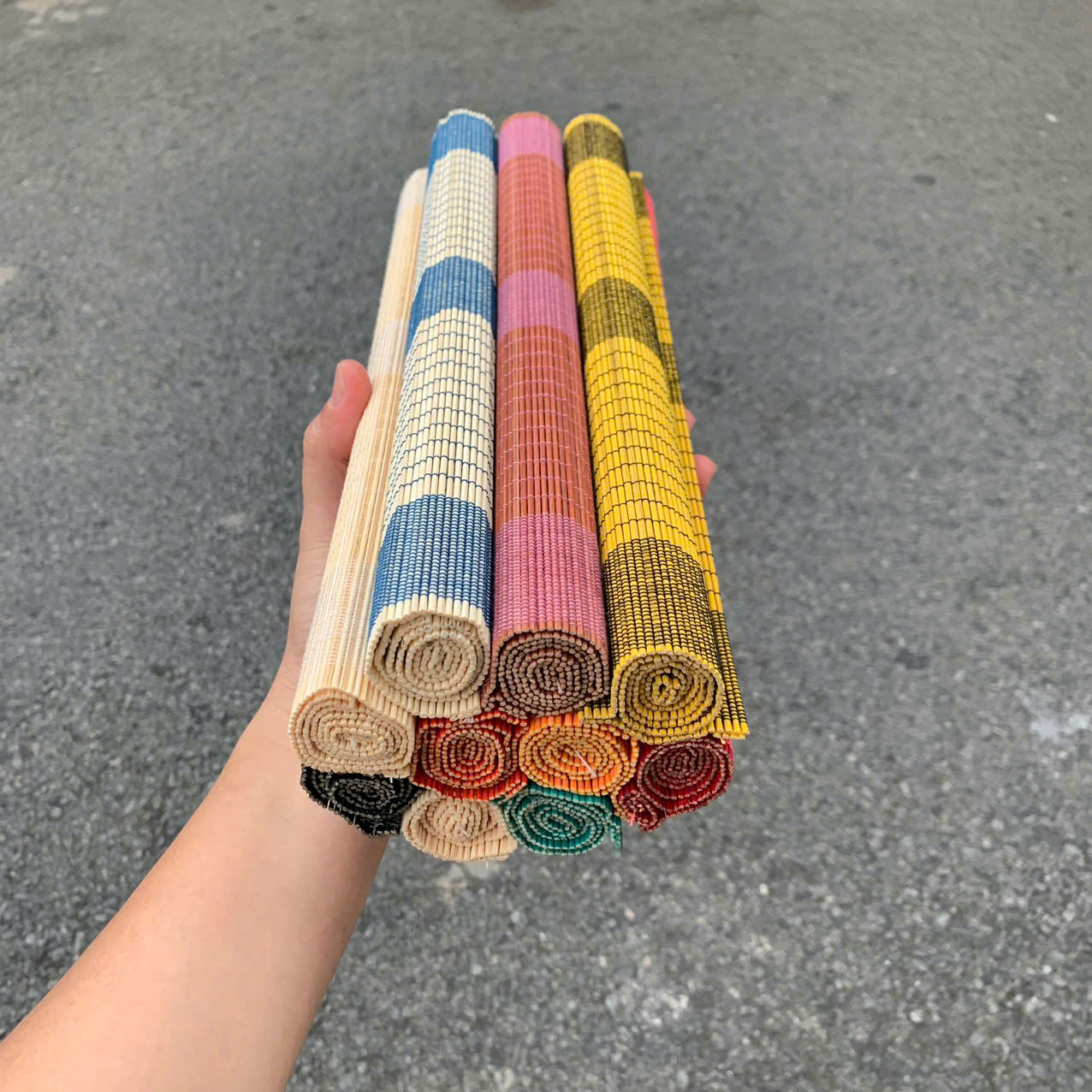 Tấm lót bàn ăn mành tre 30x40cm , mành treo Tết mini dùng dán chữ decor