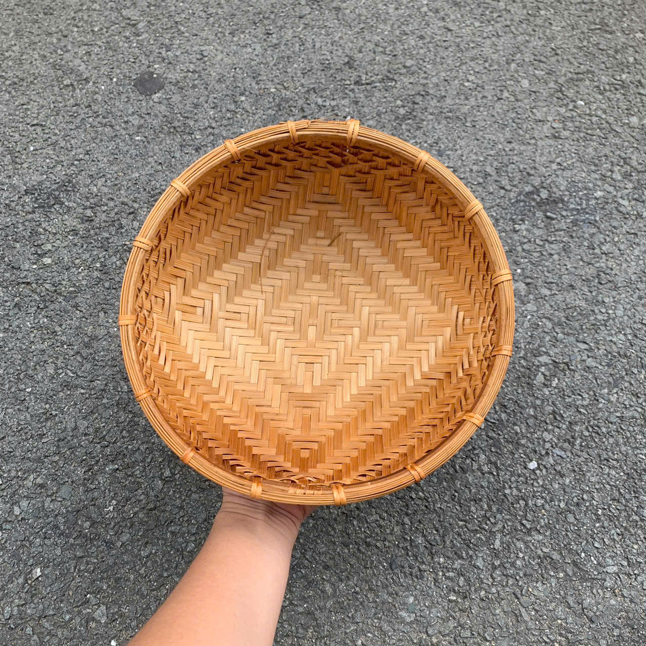 Thúng tre hun khói nhiều kích thước- Winnowing Basket