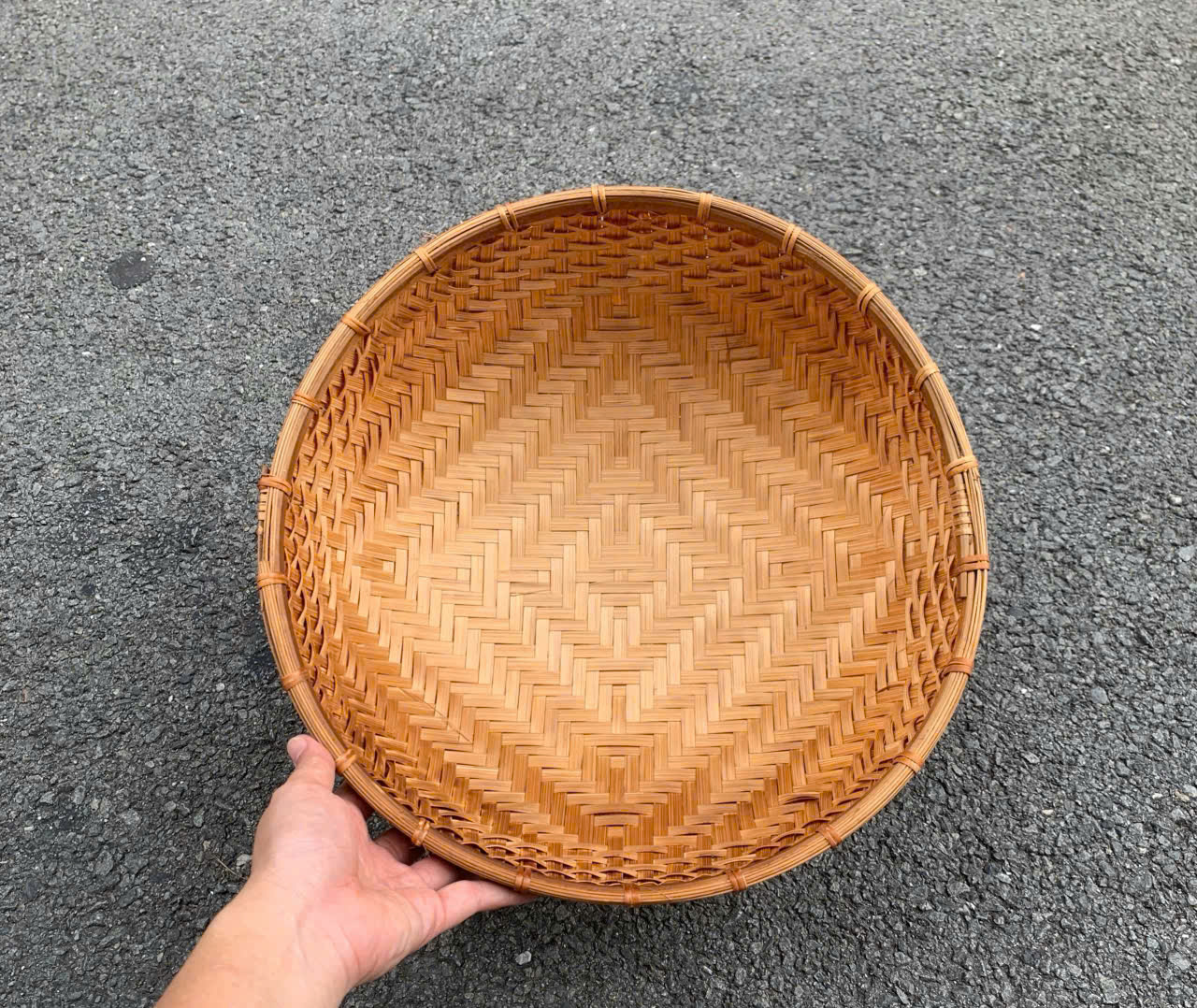 Thúng tre hun khói nhiều kích thước- Winnowing Basket