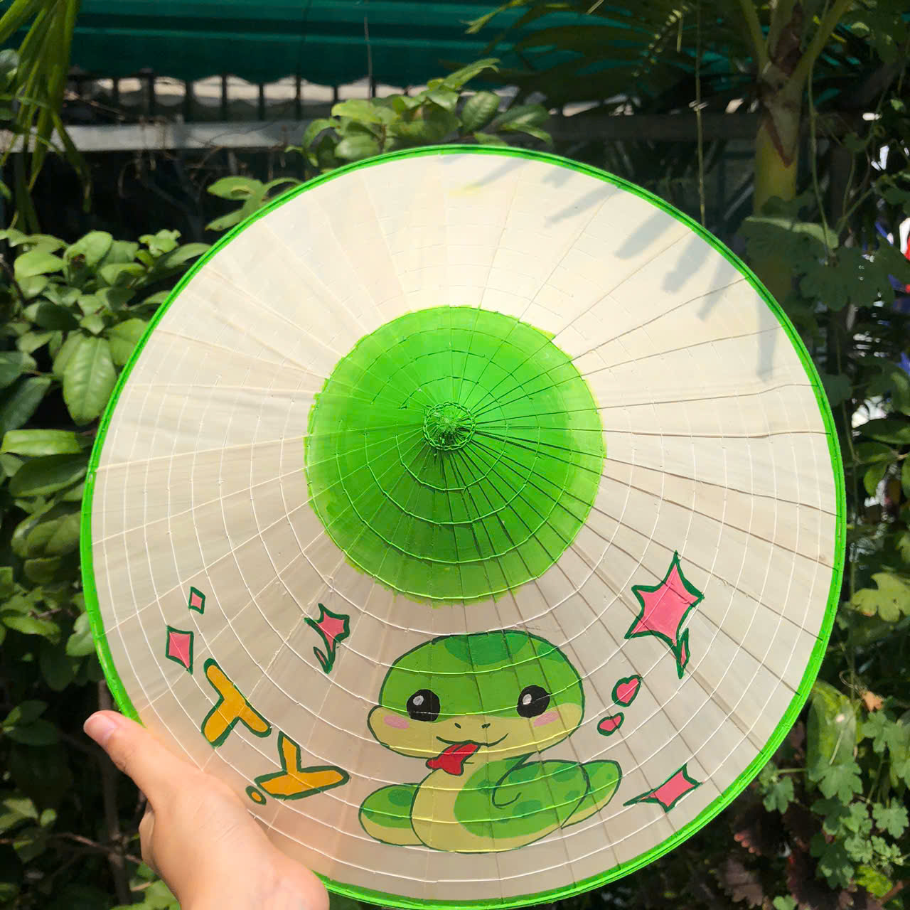 Nón lá vẽ 12 con giáp - Nón lá Huế