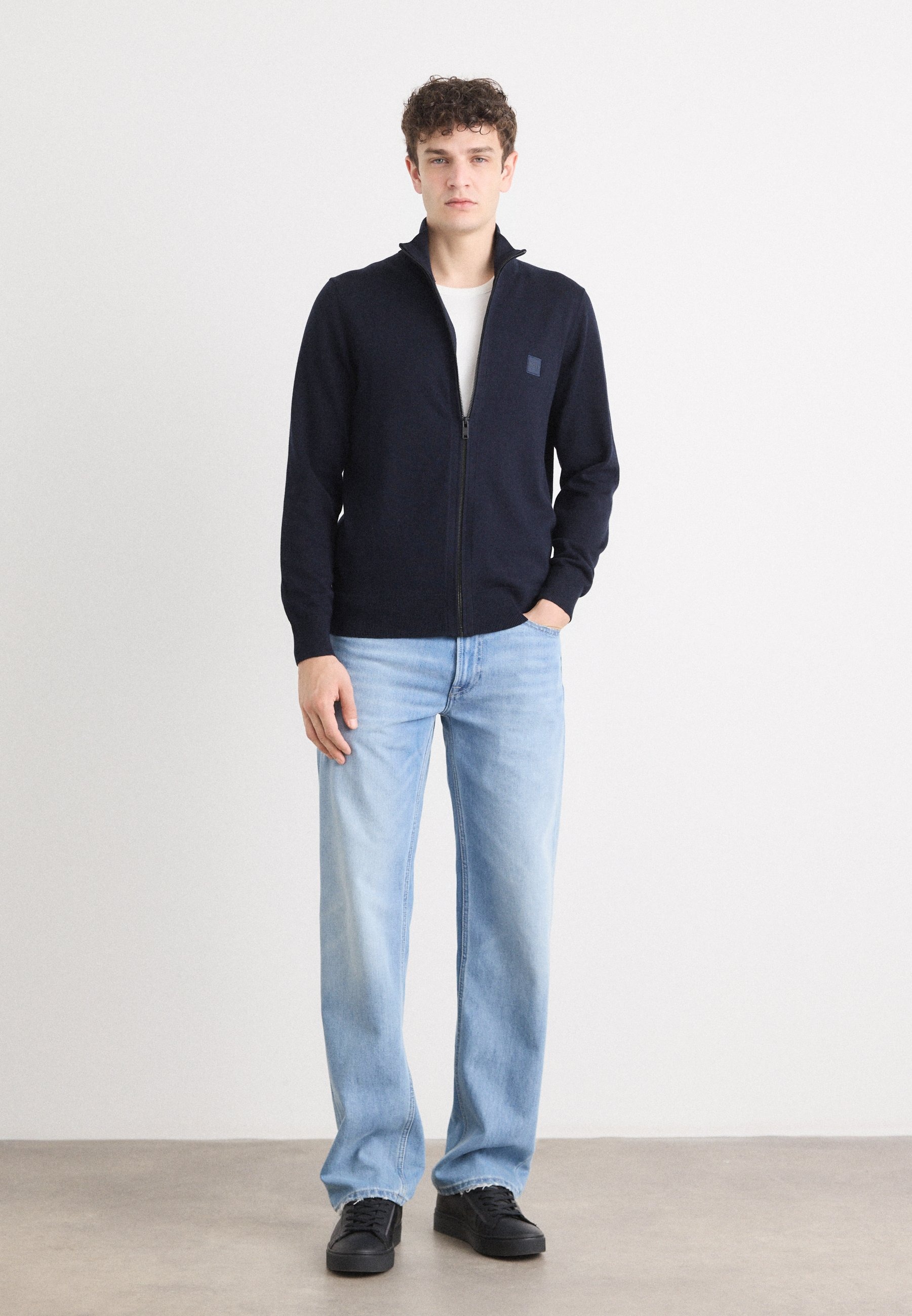Áo Khoác Chính Hãng - Hugo Boss Zip-up Jacket In Cotton With Logo Badge 
