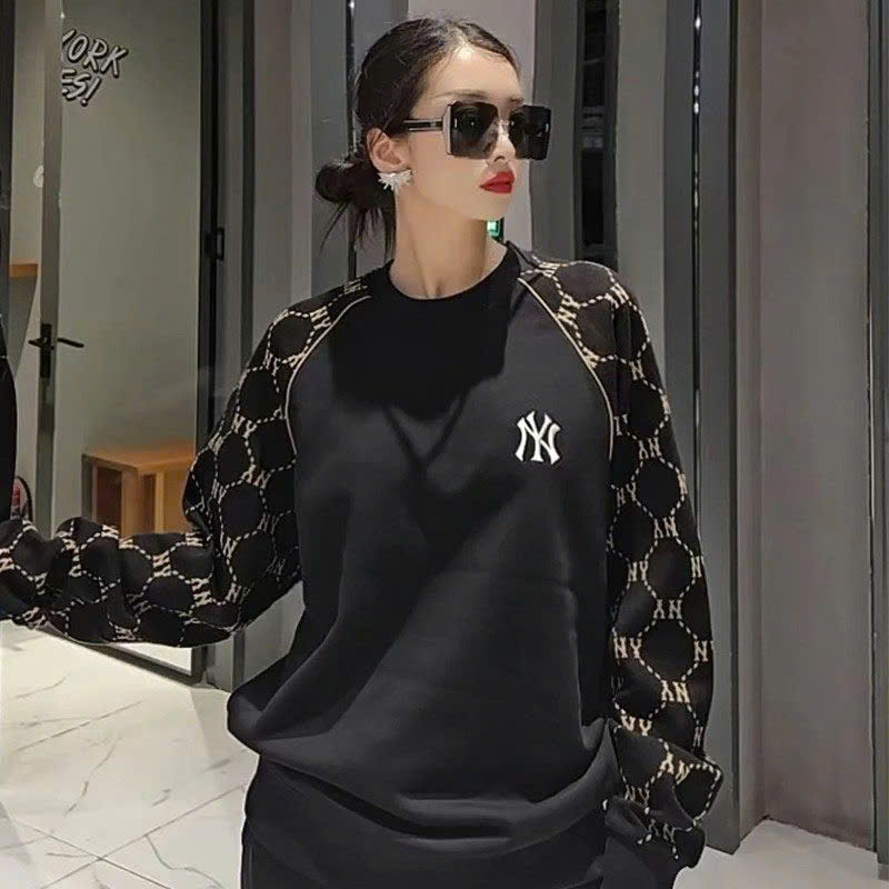 Áo Sweater Chính Hãng - MLB Monogram Overfit New York Yankees 'Black' - 3AMTM0814-50BKS