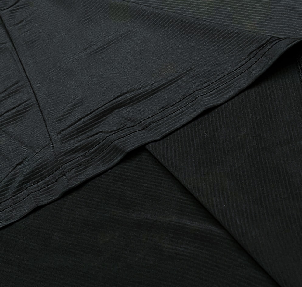 Áo Sweater Chính Hãng - Áo Giữ Nhiệt Wellpa Korea 'Kẻ Đen' - WEL-010