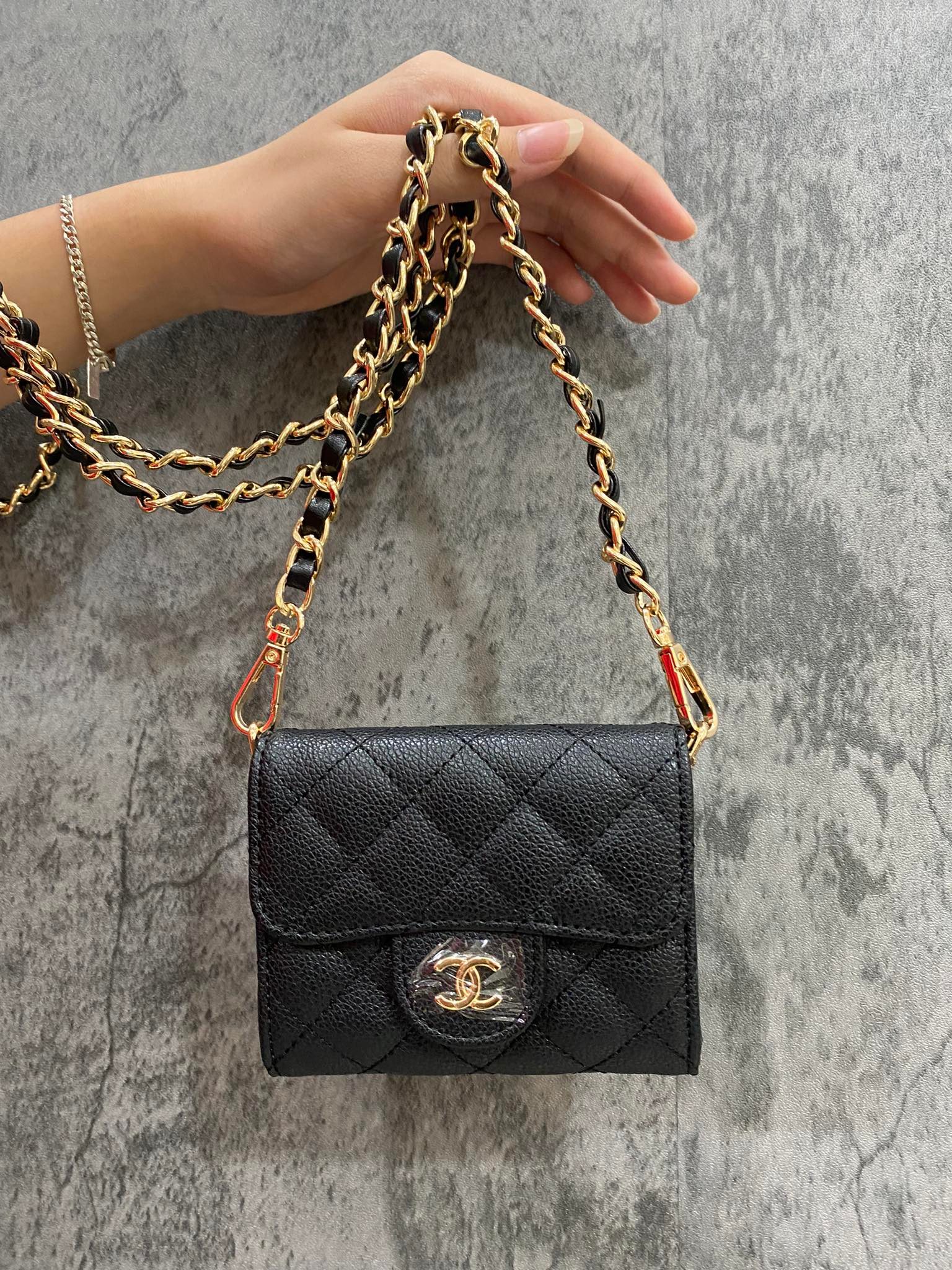 Chanel Vip Gift  Chanel pearls Pearl bag Fancy bags