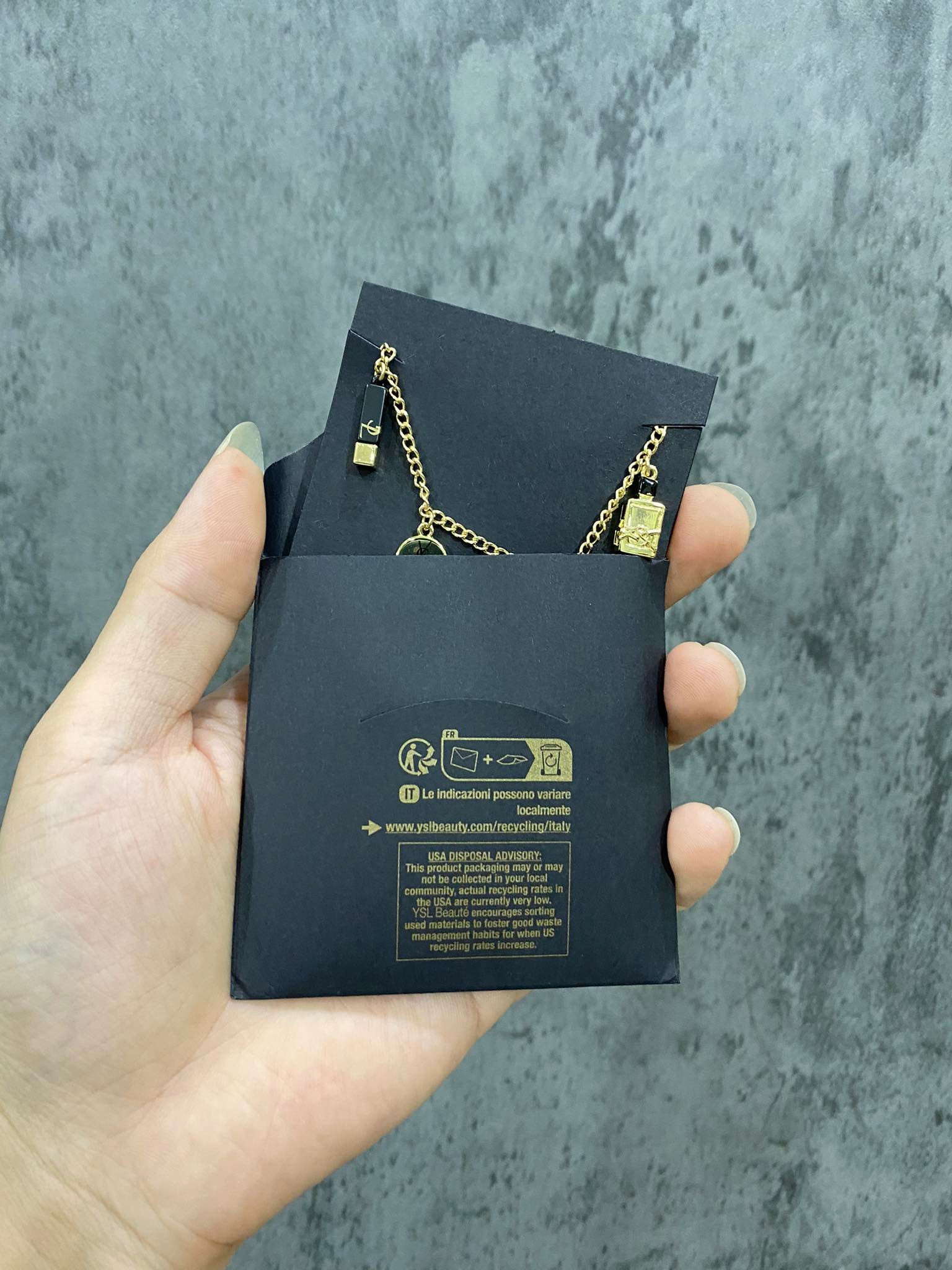 Vòng Tay Nữ SAINTLAURENT BEAUTY GIFT VIP - YSL010