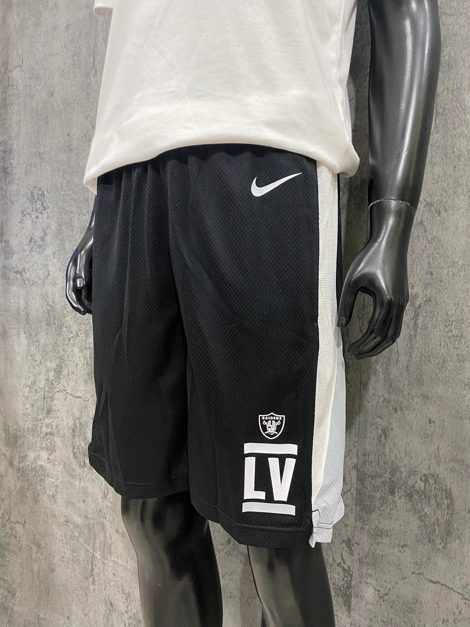 Quần Shorts - NIKE CLB Bóng Bầu Dục Black White