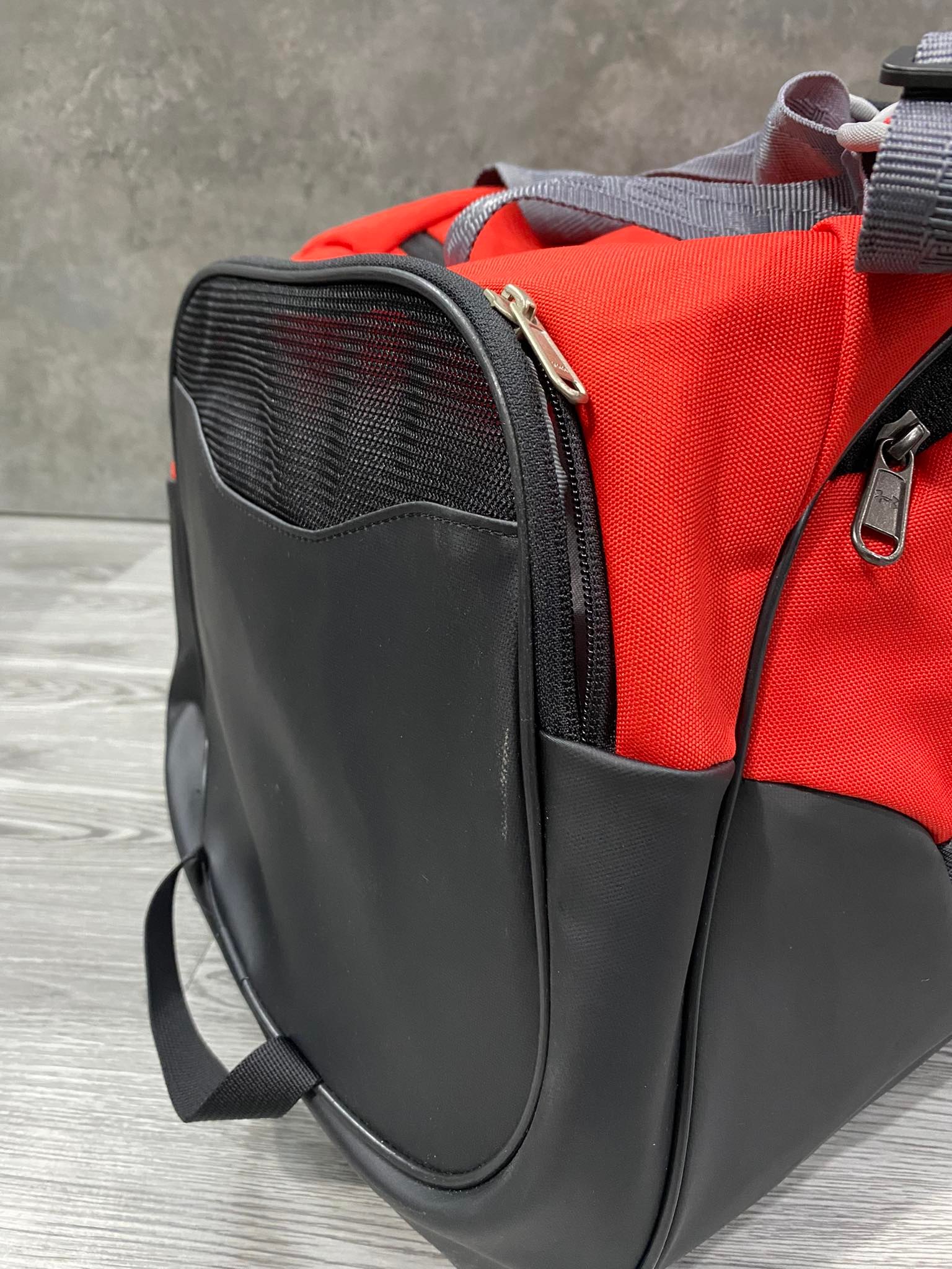 Túi Trống UNDER ARMOUR UNDENIABLE 3.0 DUFFEL BAG 