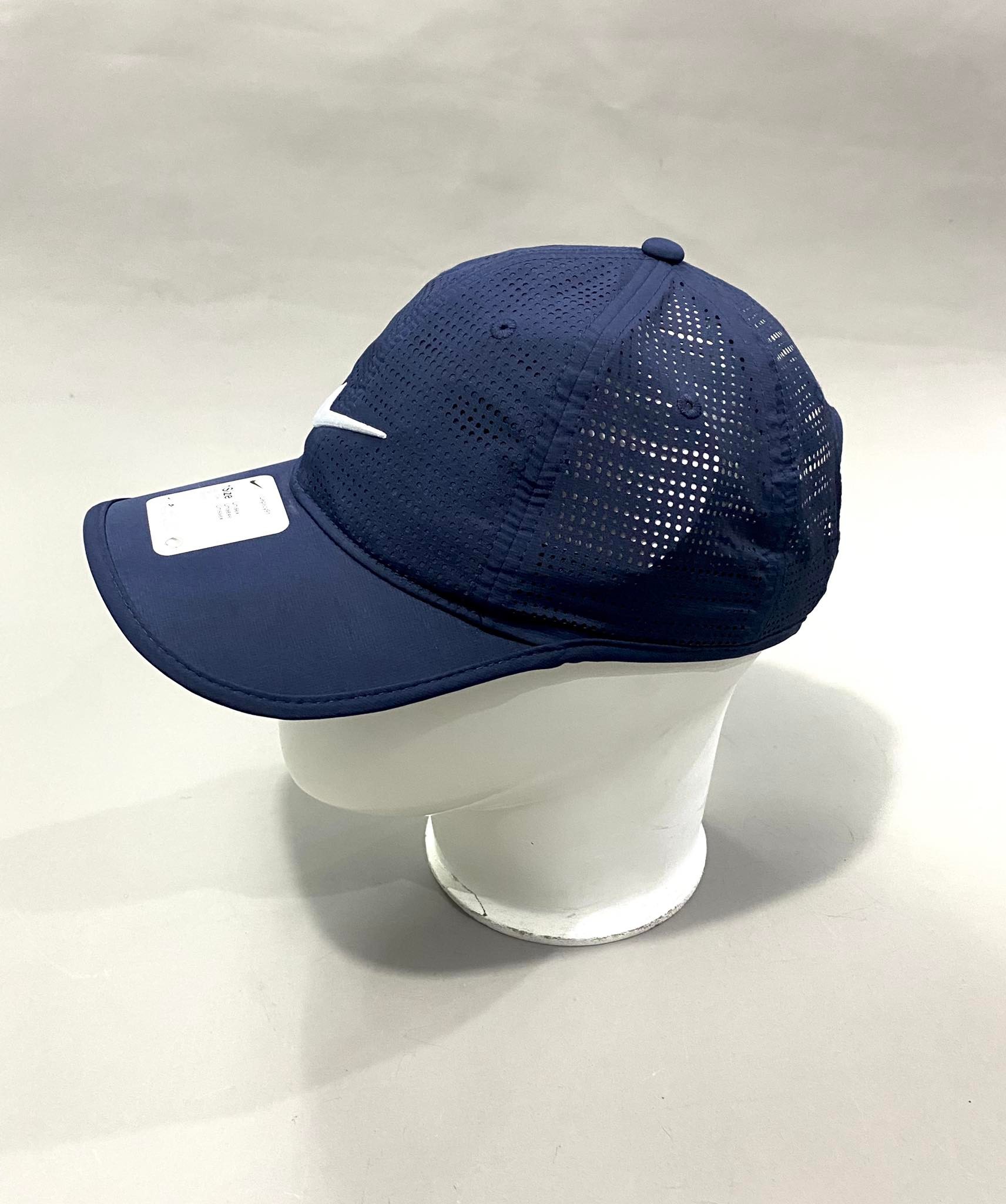 Mũ nón lưỡi trai Nike Perforated Legacy91 'Navy'