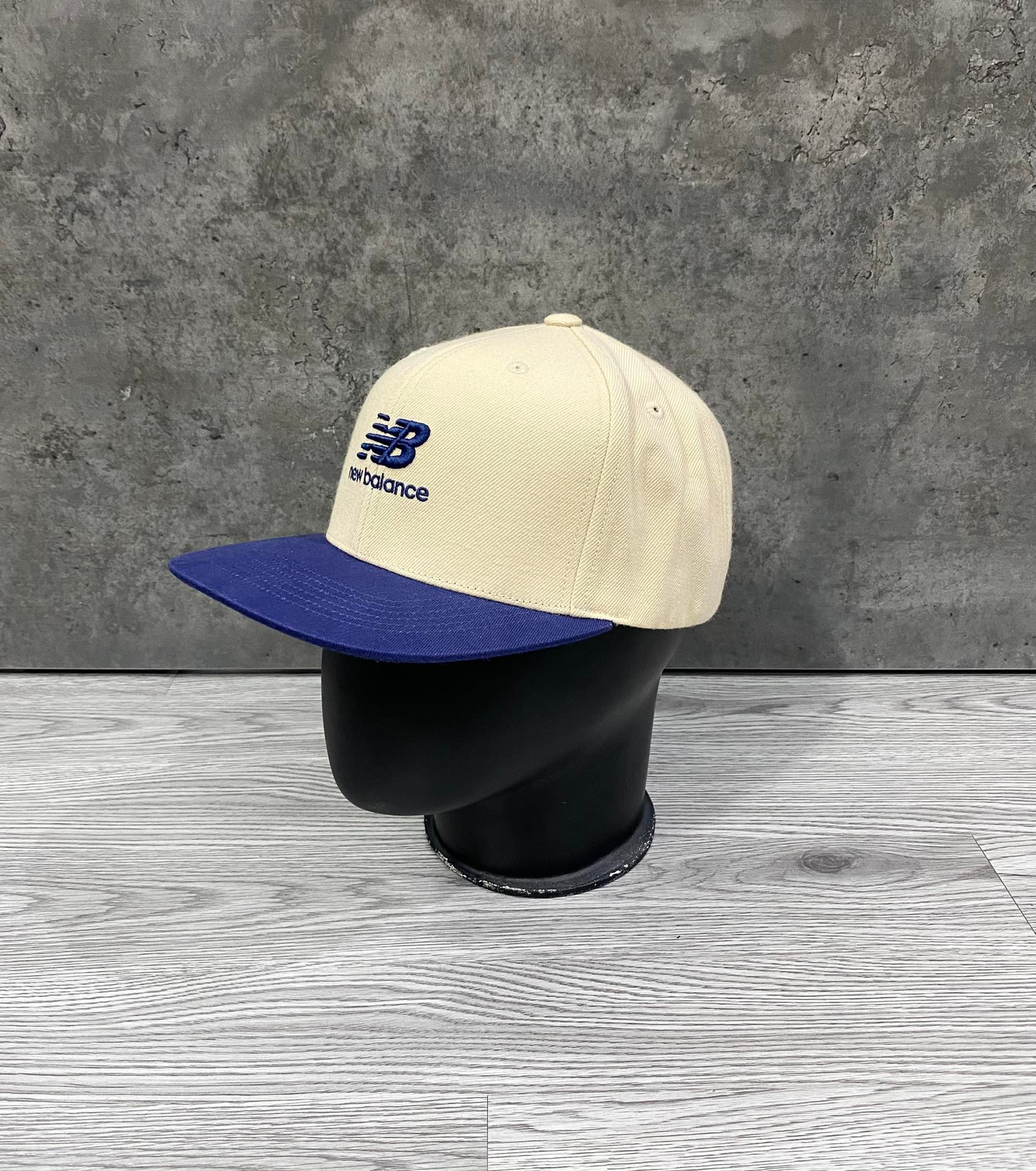 Mũ nón Snapback New Balance Đứng Form Màu Begie - GD661021