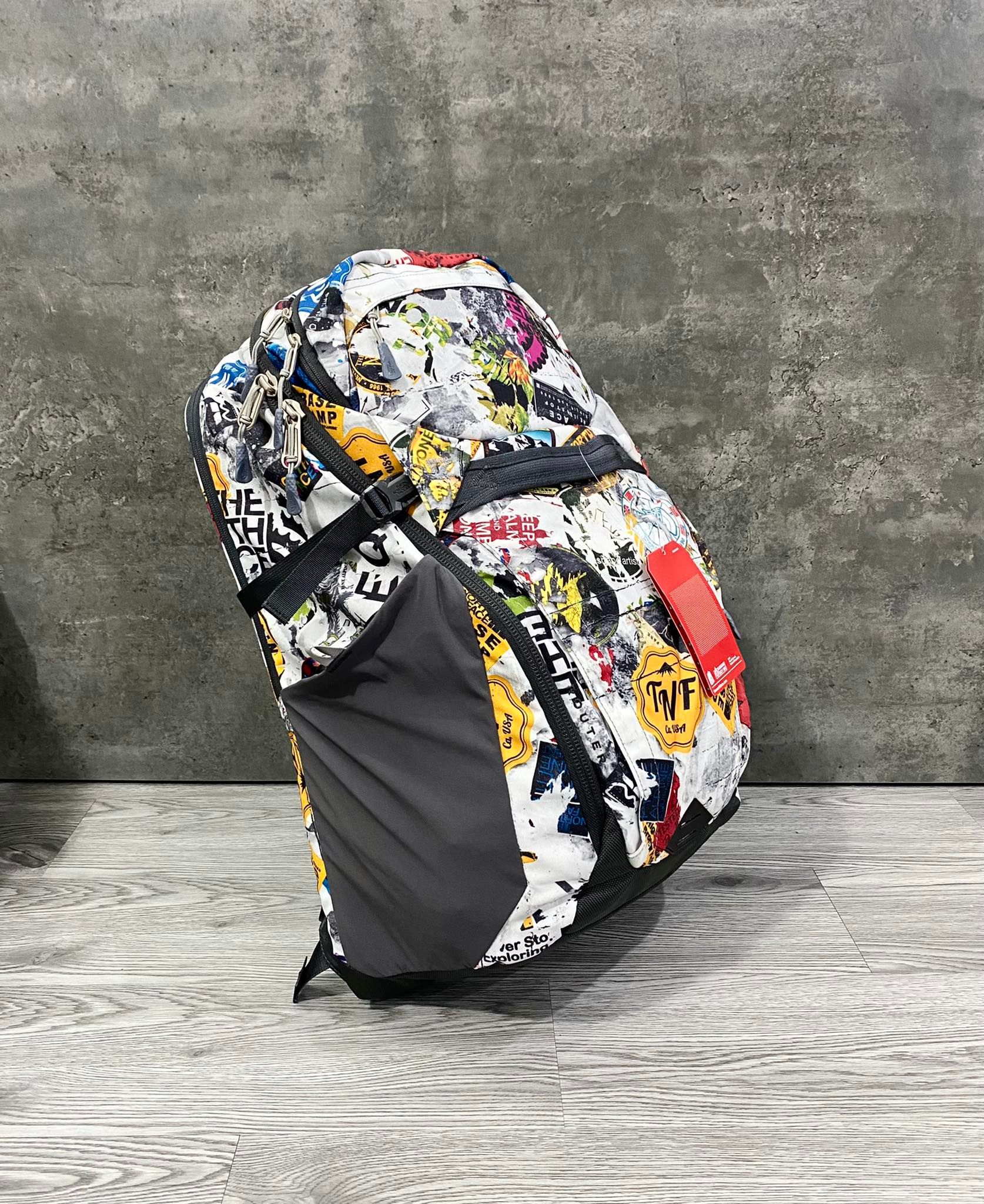 Phụ Kiện Chính Hãng - Balo The North Face Surge 2018 Multicolor - TNF-111 Quyetsneaker