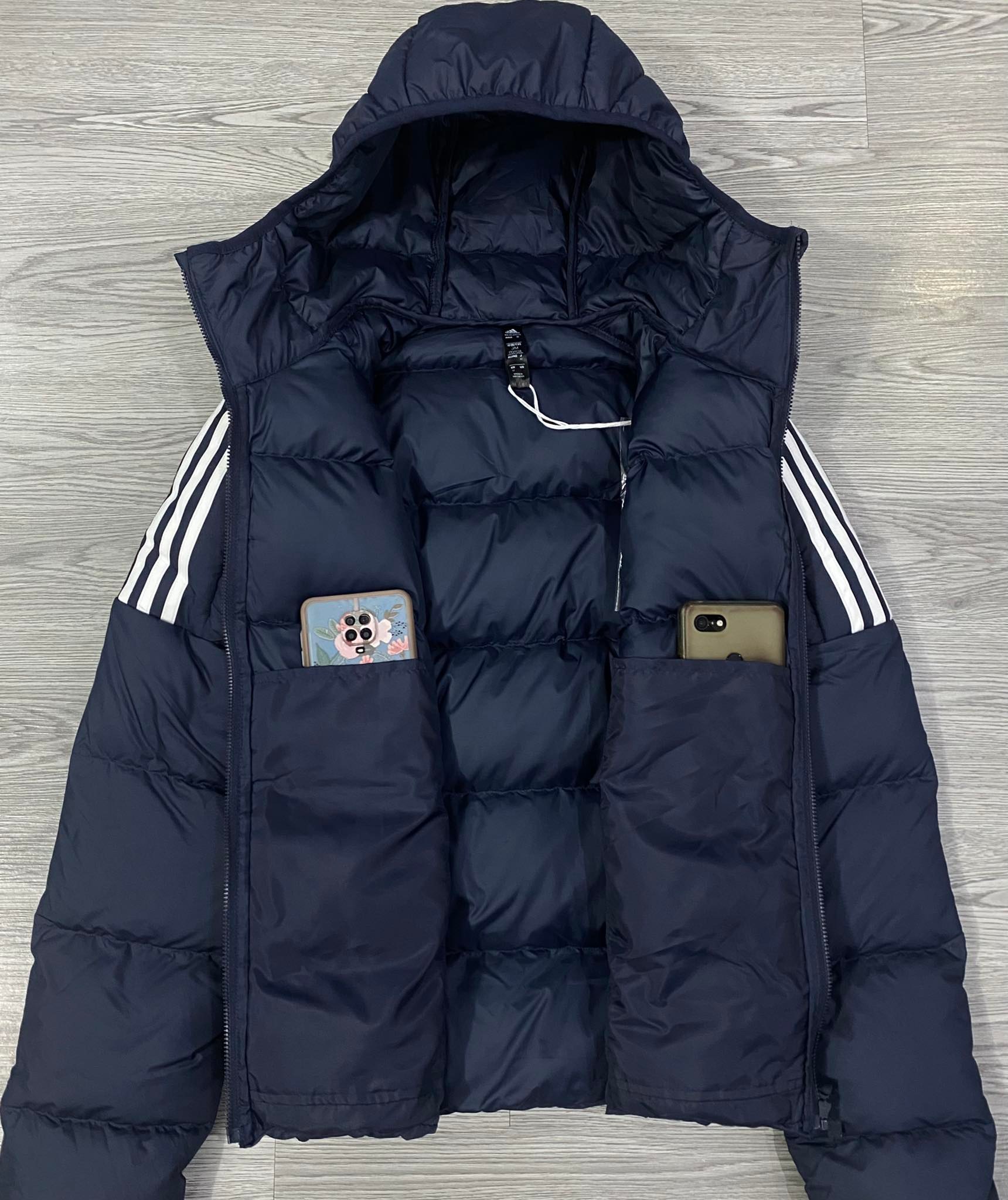 ÁO KHOÁC CHÍNH HÃNG - ADIDAS ESSENTIALS MIDWEIGHT DOWN HOODED JACKET NAVY - GT9133