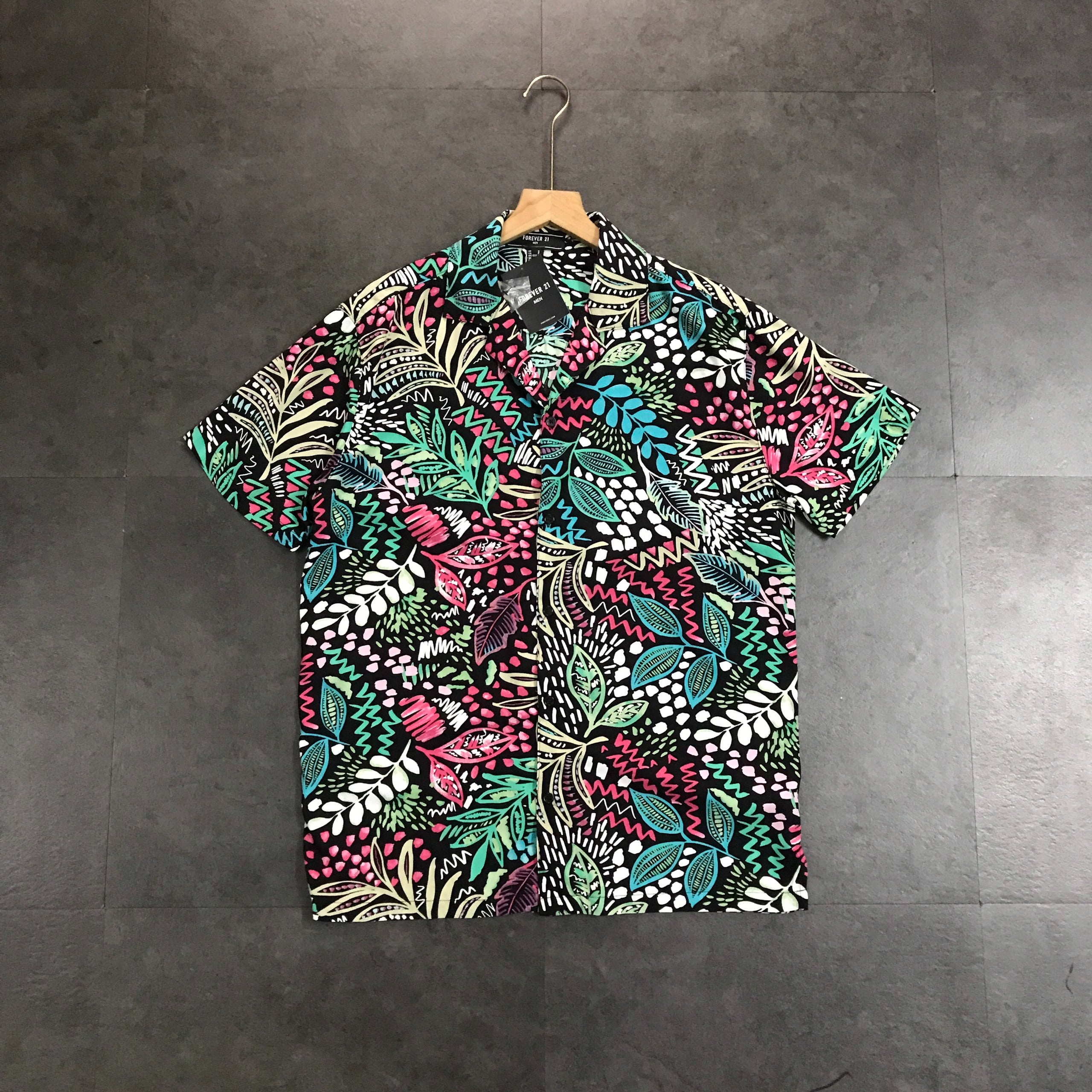 ÁO SƠ MI CHÍNH HÃNG  - FOREVER21 WOVEN T-SHIRT BLACK MULTI-COLOR - 00417814
