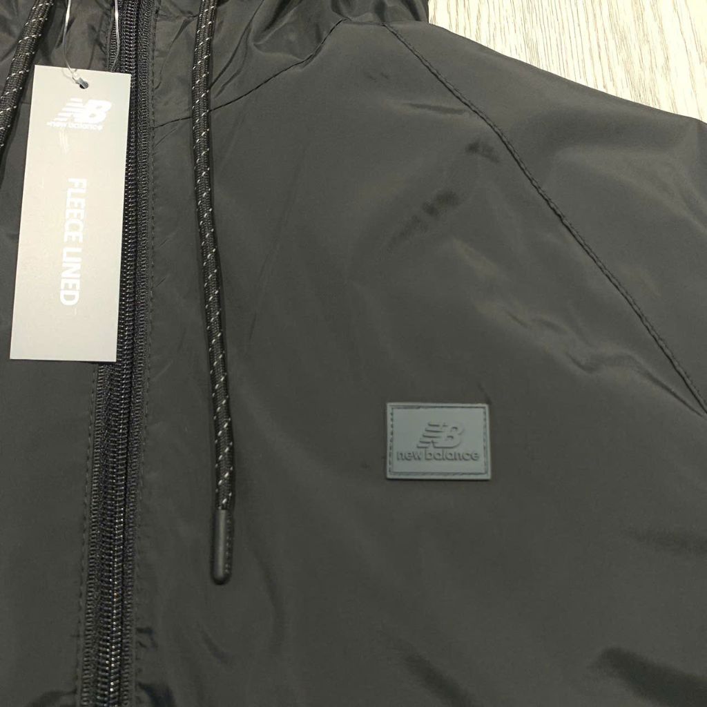 Áo Khoác Chính Hãng - New Balance Essential Lightweight Hooded Zip Jacket 