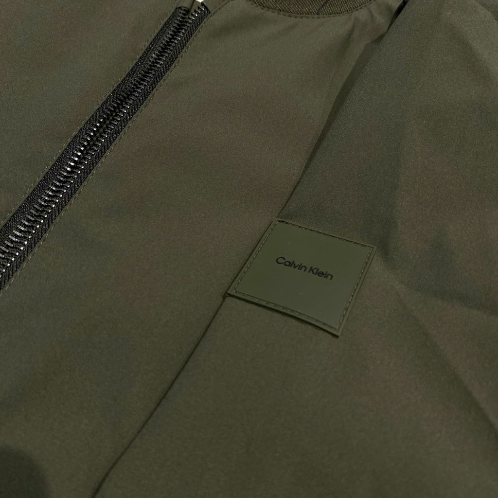 Áo Khoác Chính Hãng - Calvin Klein Men's Lightweight Bomber Jacket ‘Olive’ - C24037AZ