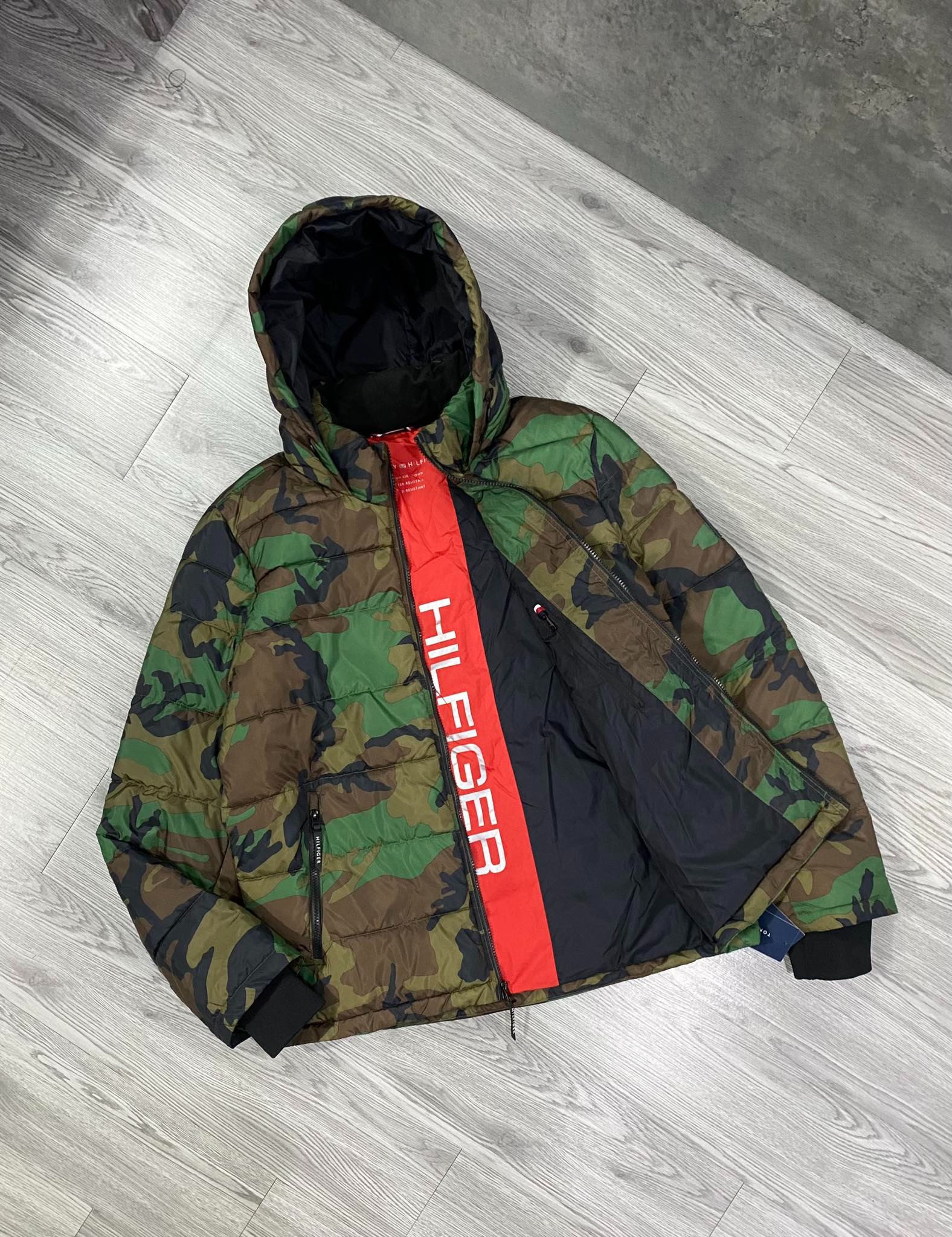 Áo Khoác Phao Chính Hãng - Áo Phao Tommy Hilfiger ''Green Camo'' - 158AN508-444