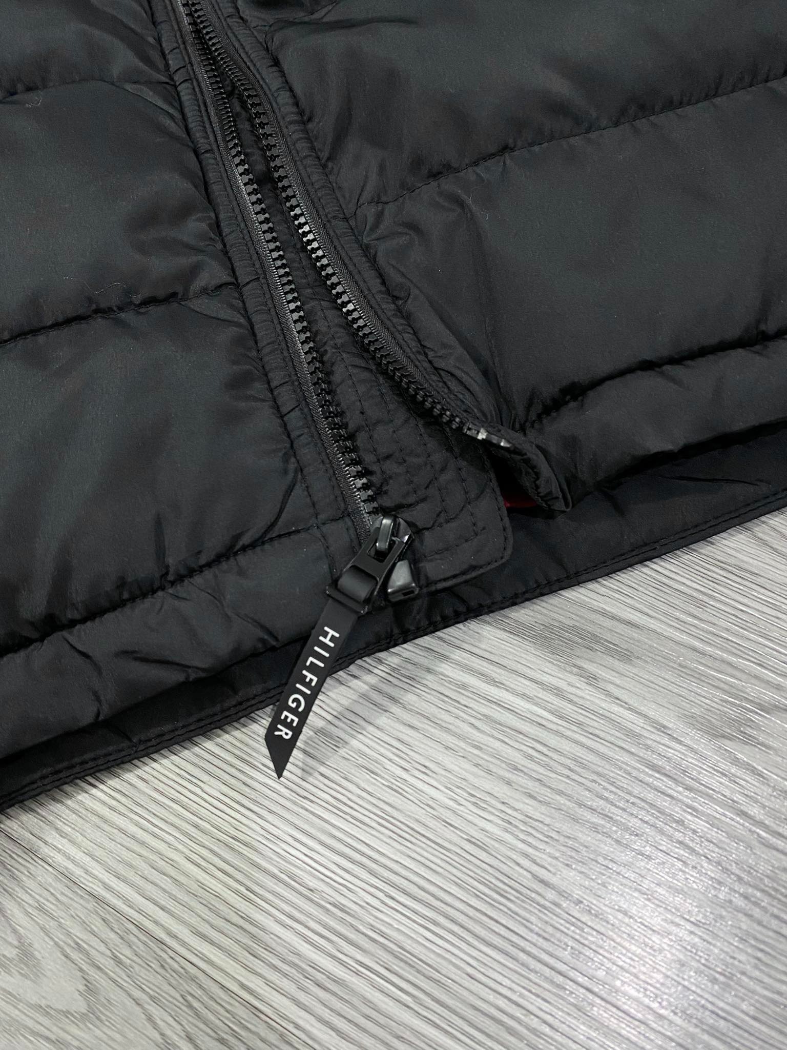 Áo Khoác Phao Chính Hãng - Áo Phao Tommy Hilfiger ''Black'' - 158AN508-010