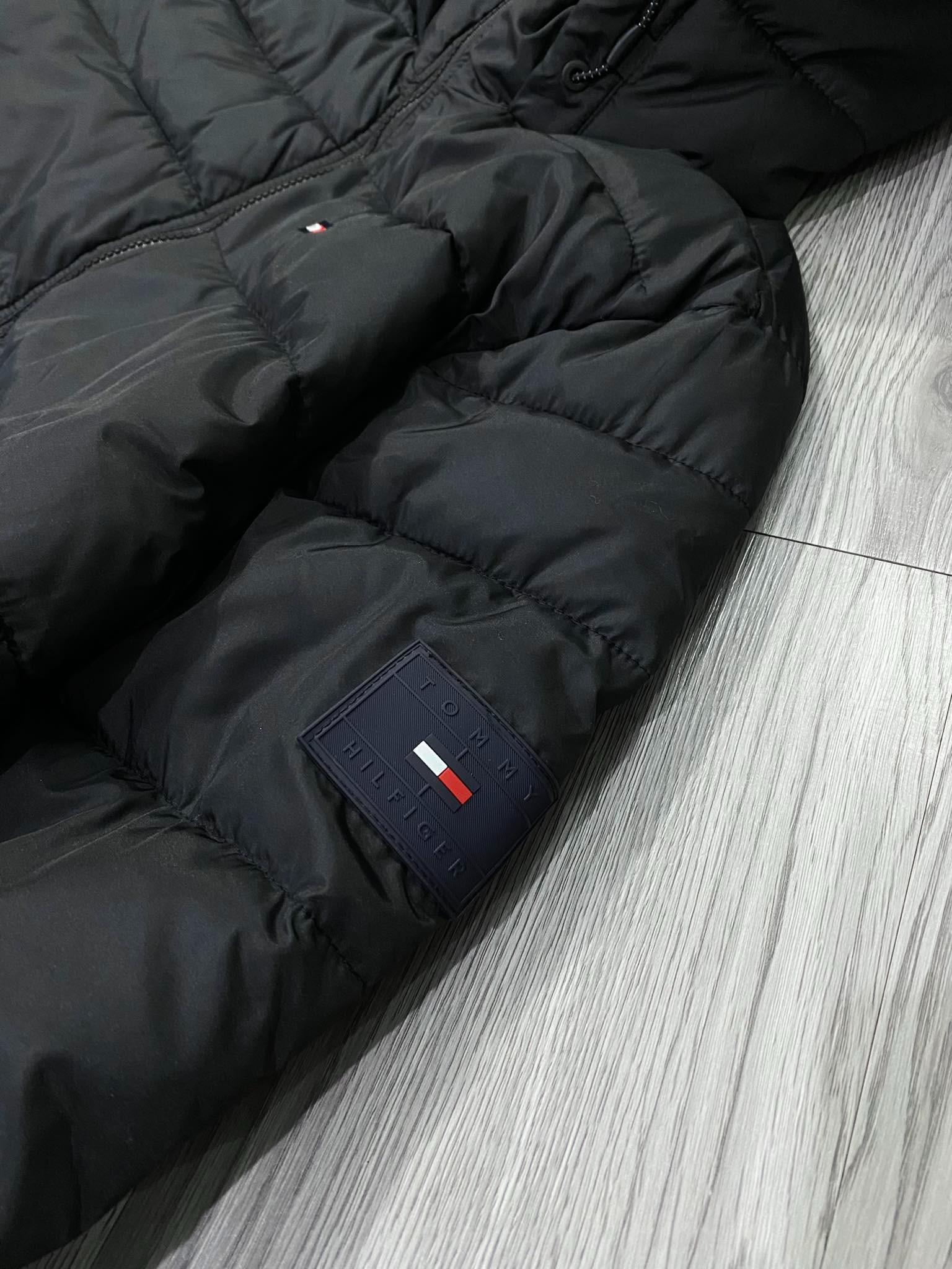 Áo Khoác Phao Chính Hãng - Áo Phao Tommy Hilfiger ''Black'' - 158AN508-010